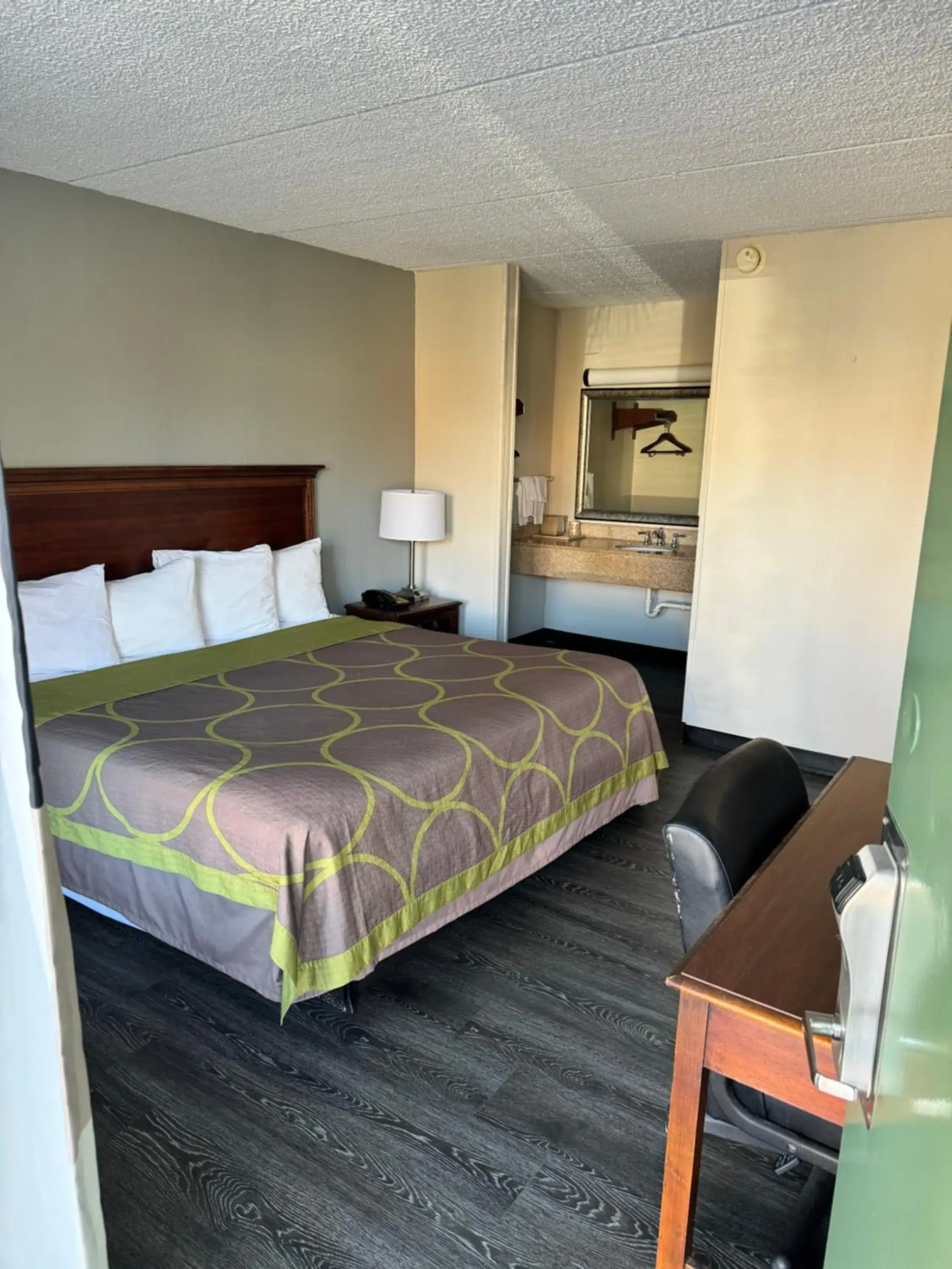 King Room in Heritage Inn King Room in Heritage Inn