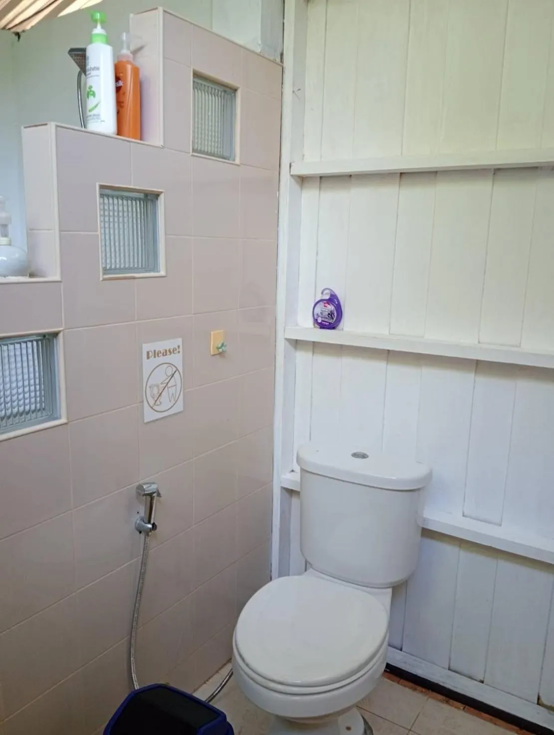 Toilet in The River Retreat Koh Mak