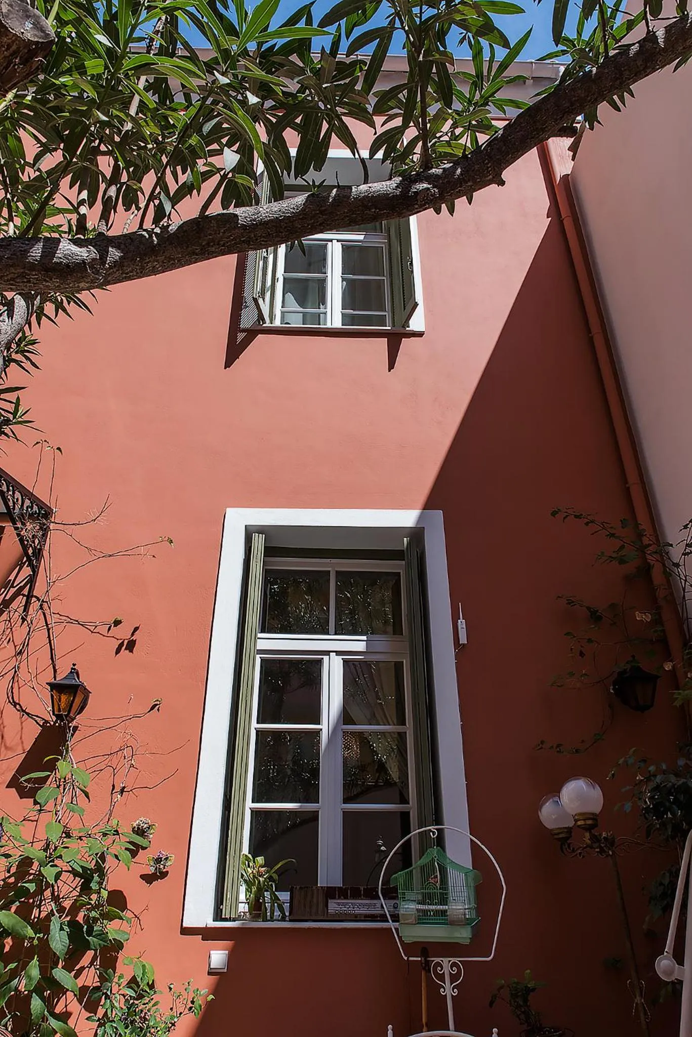 Patio in Athens Quinta