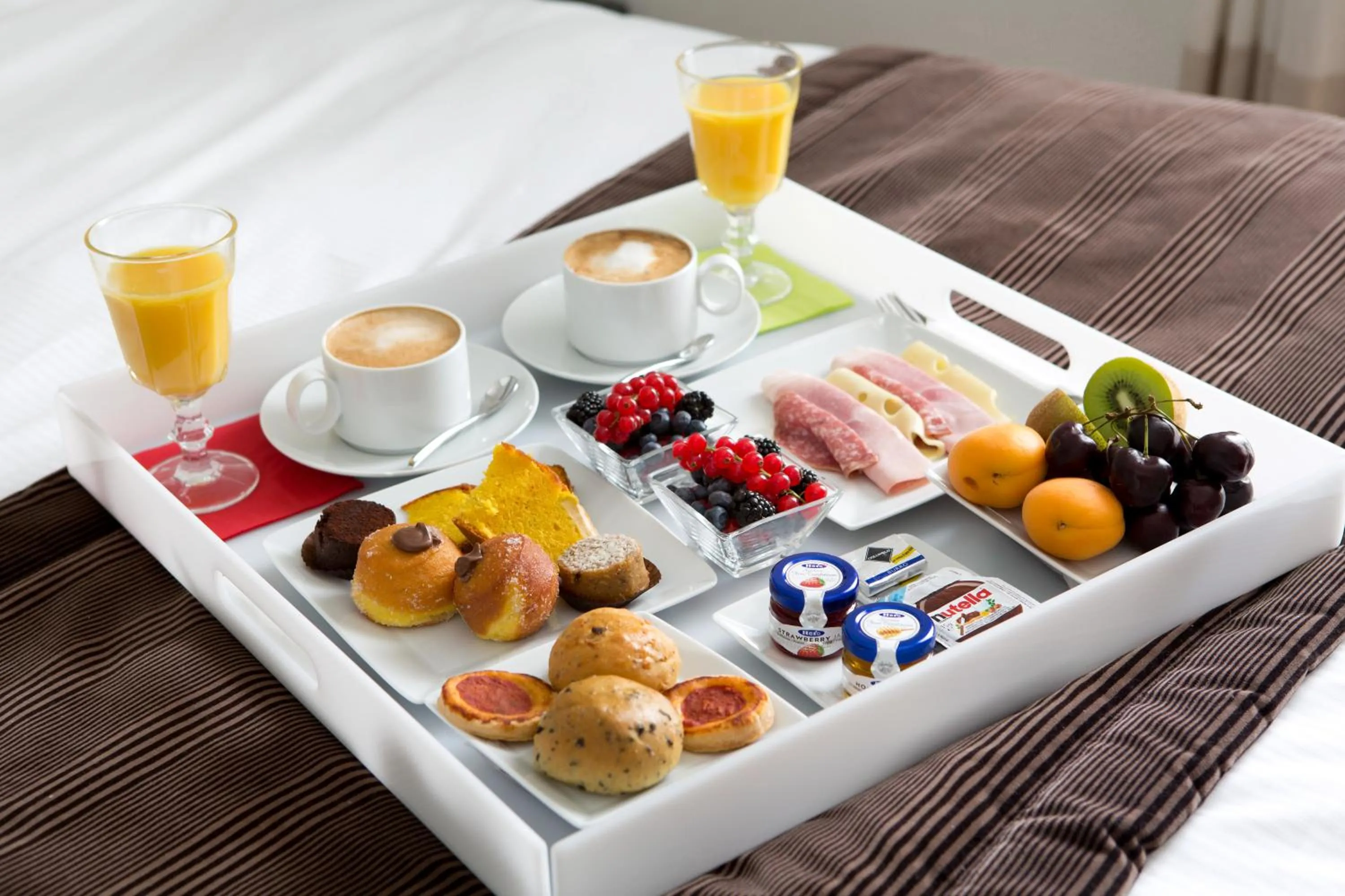 Food in Via Del Corso Home Roma