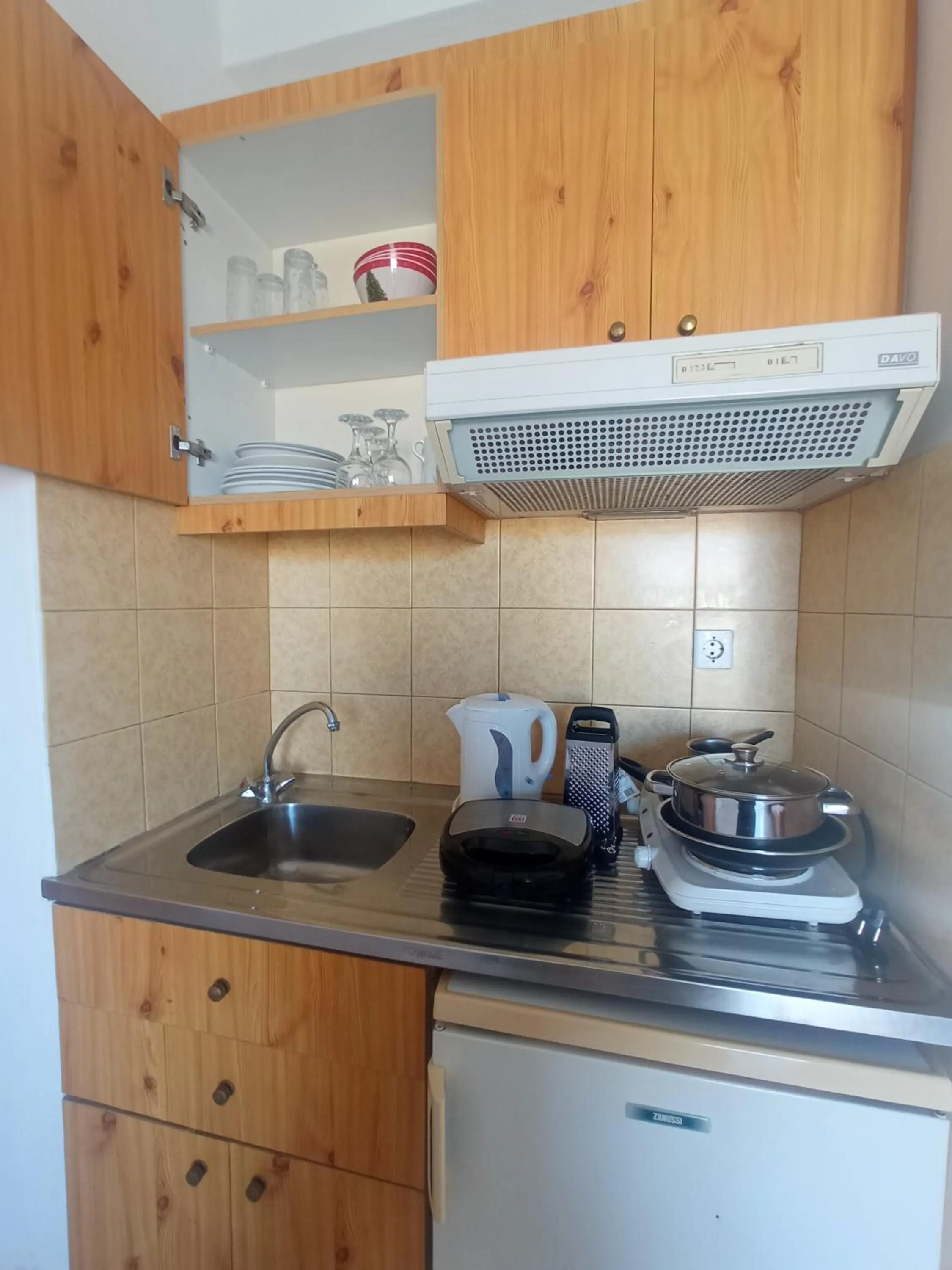 George Studios Stalis