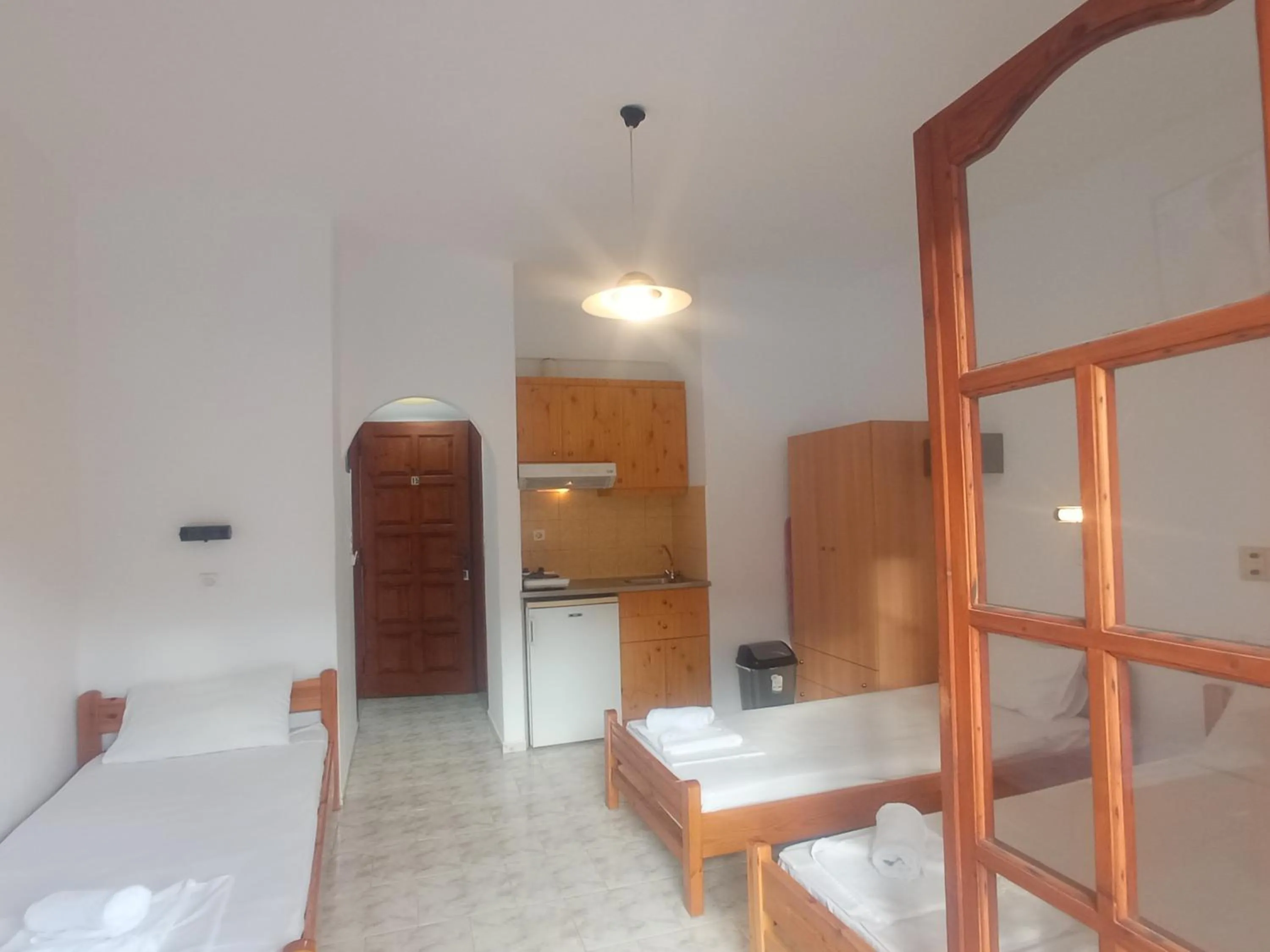 George Studios Stalis