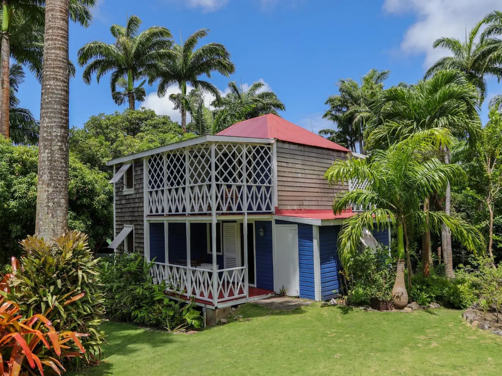 Deluxe Bungalow with Garden View in The Hermitage Inn Deluxe Bungalow with Garden View in The Hermitage Inn