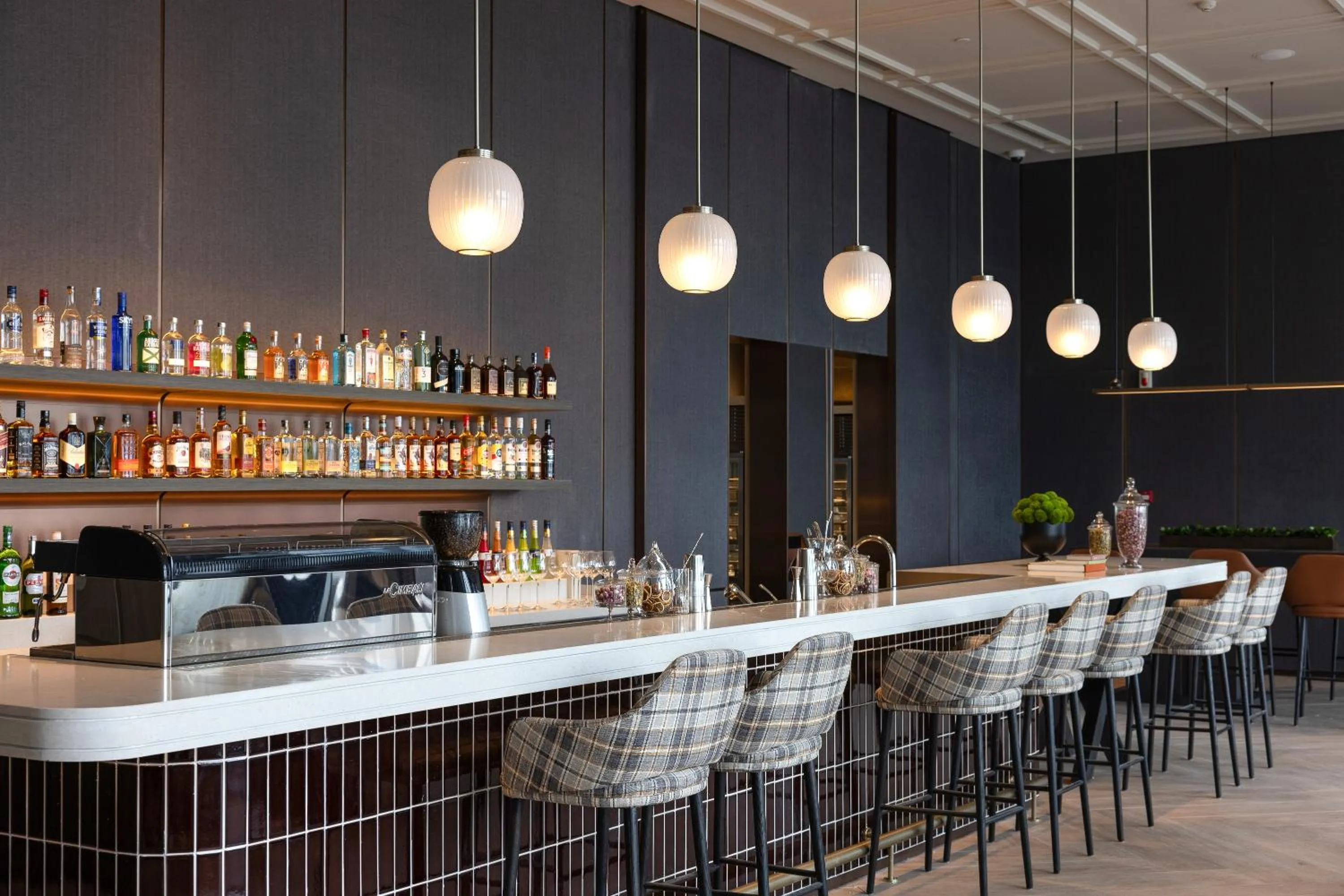 Restaurant/places to eat in New World Guangzhou Hotel