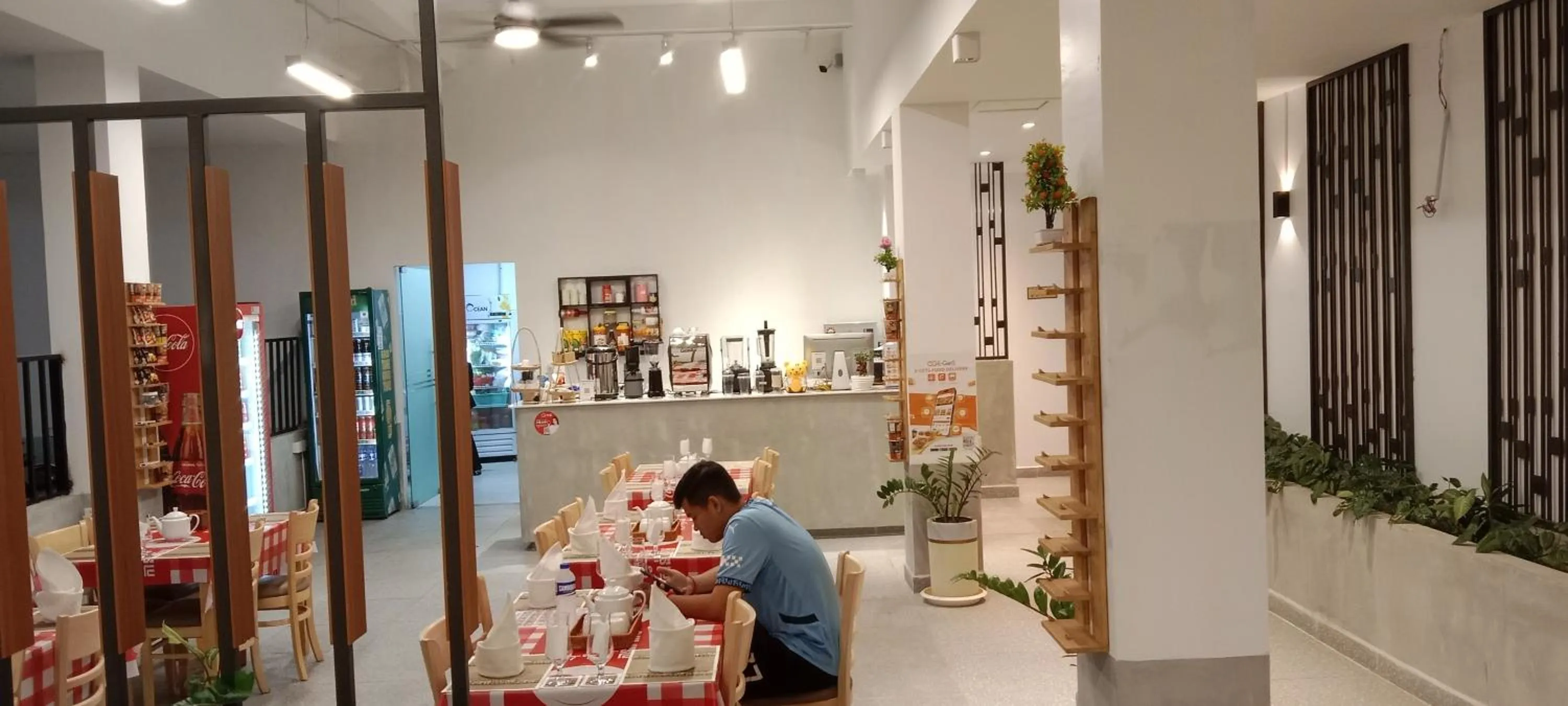 Restaurant/places to eat in Da San Hotel