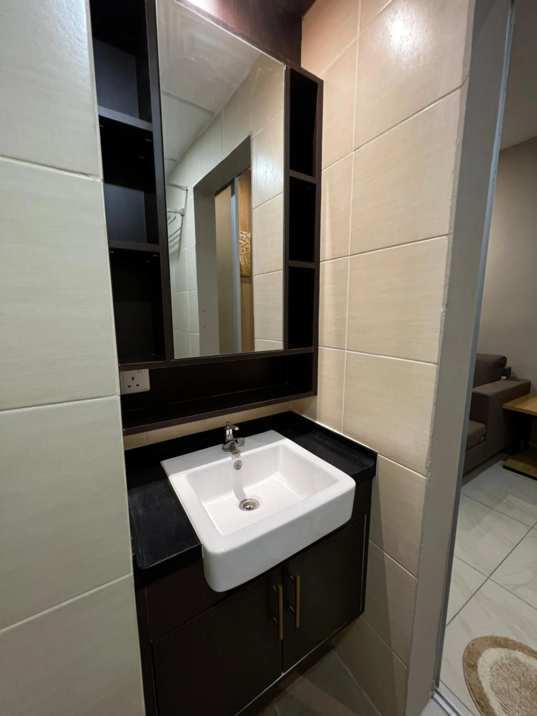 Bathroom in ITCC Manhattan Suites by Infinity