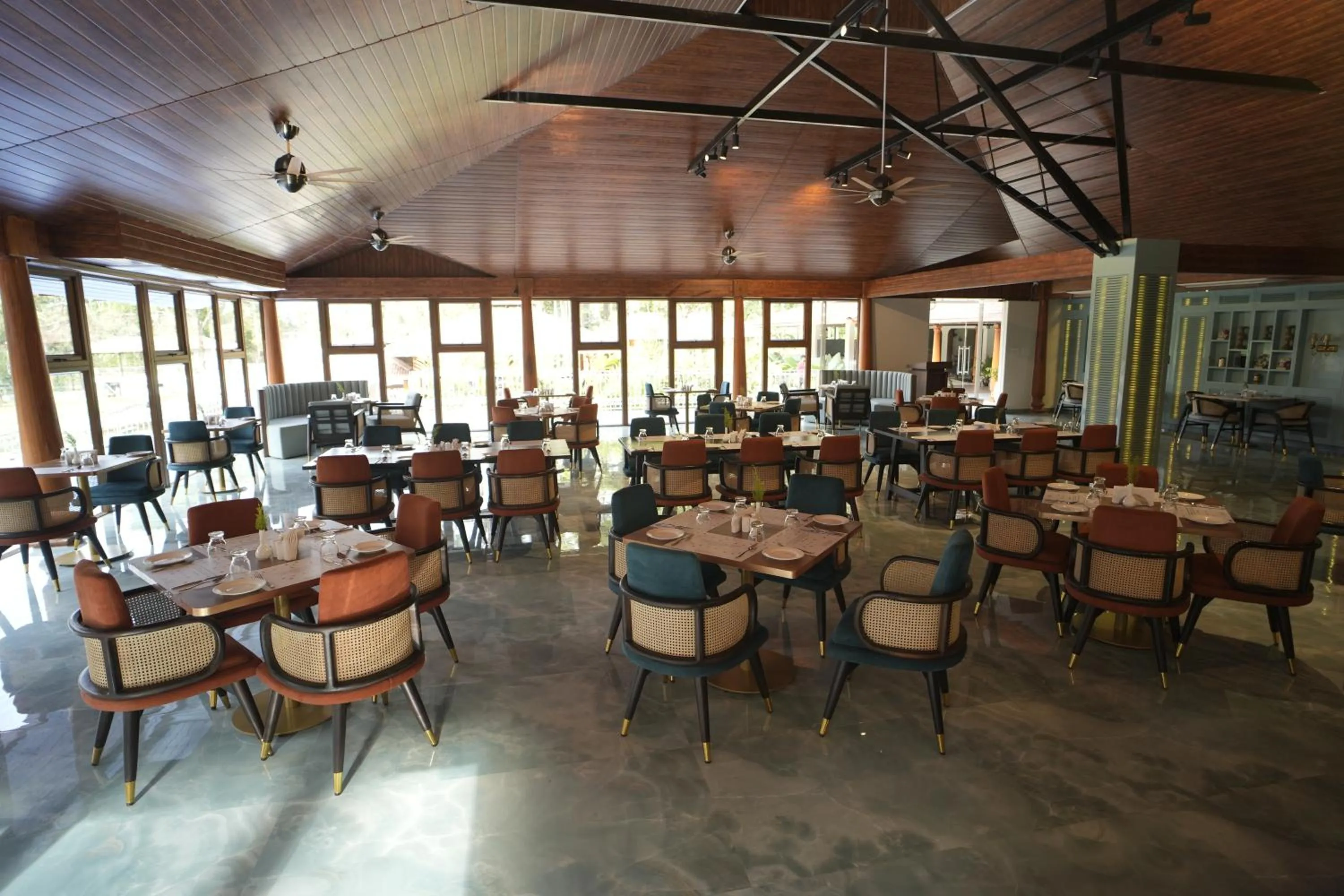 Restaurant/places to eat in Regenta Resort Sakleshpur