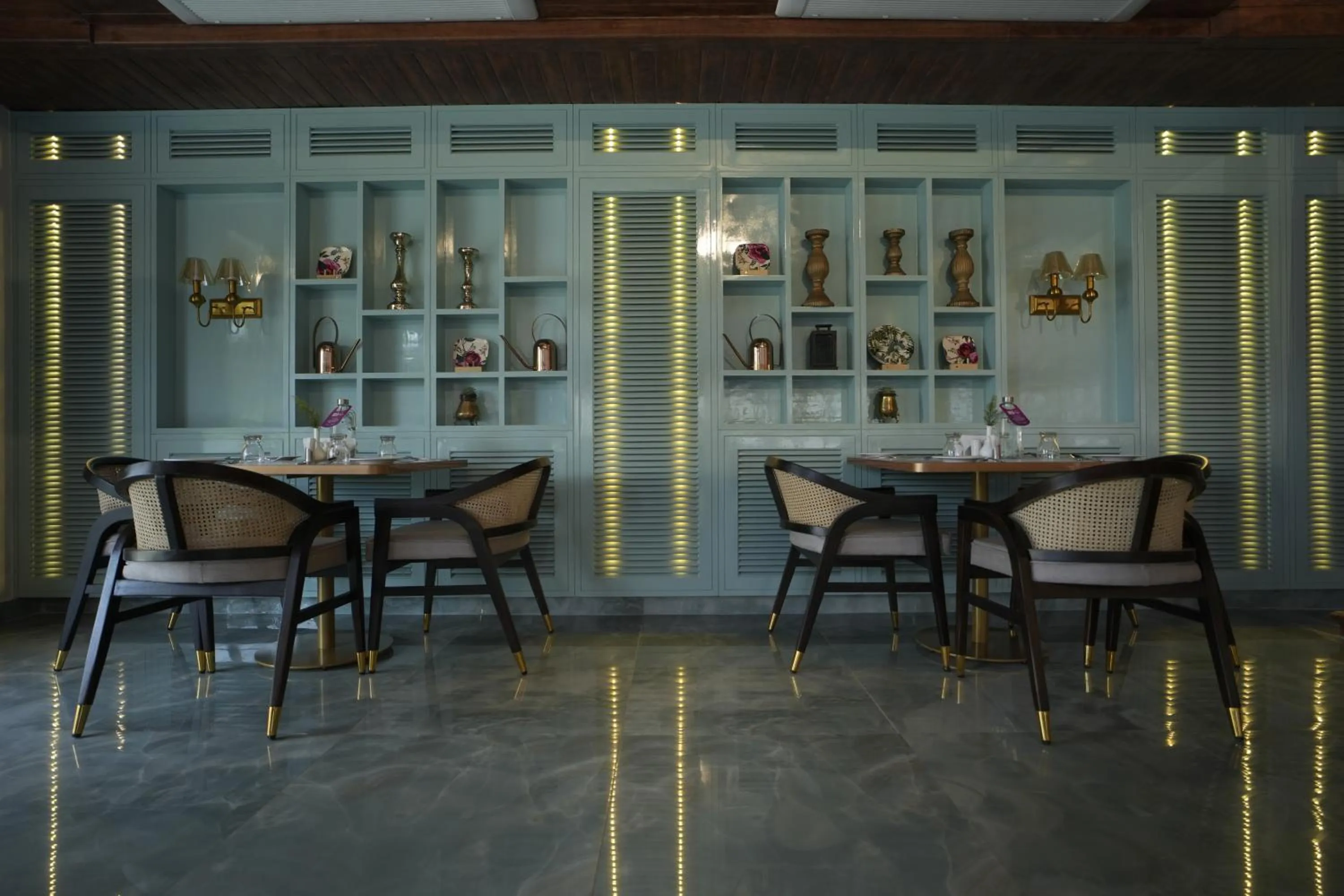 Restaurant/places to eat in Regenta Resort Sakleshpur