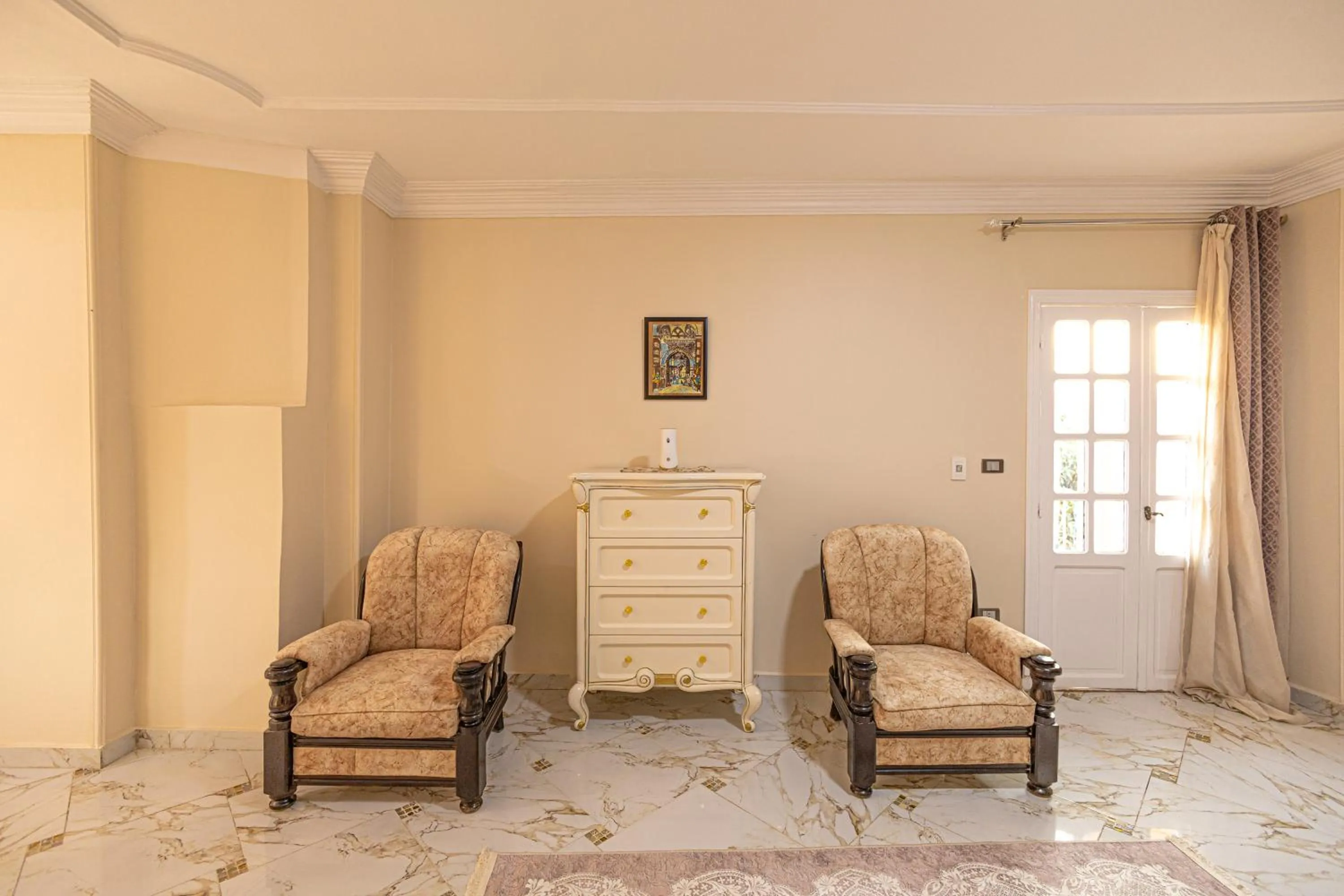 Living room in Chez l'ami hotel