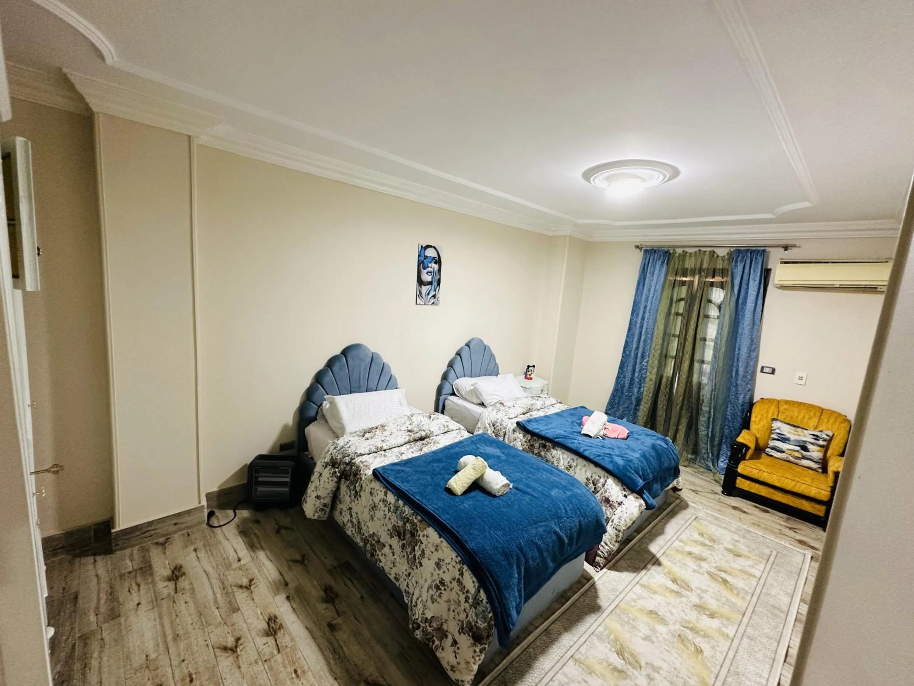 Bed in Chez l'ami hotel