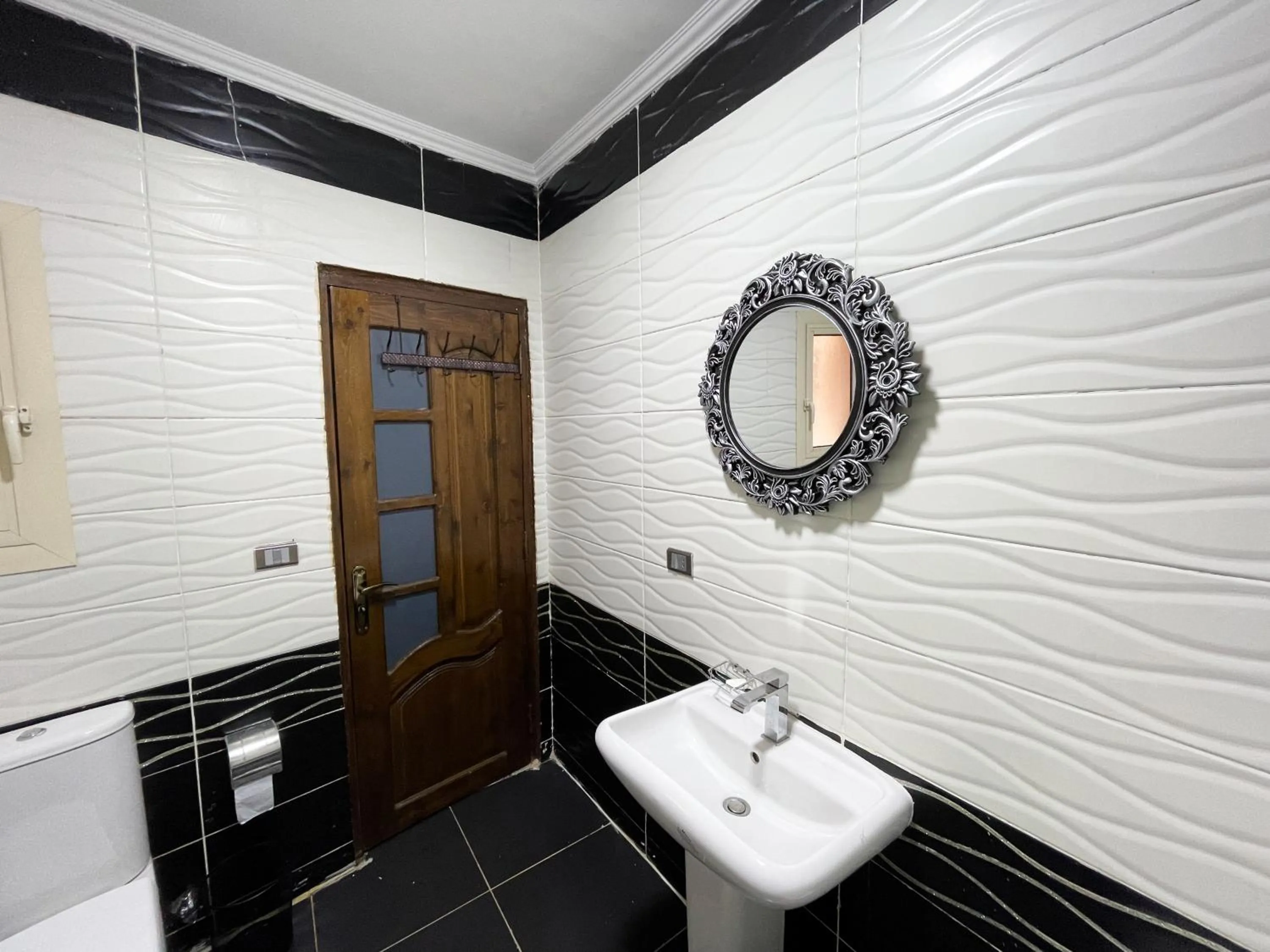 Bathroom in Chez l'ami hotel