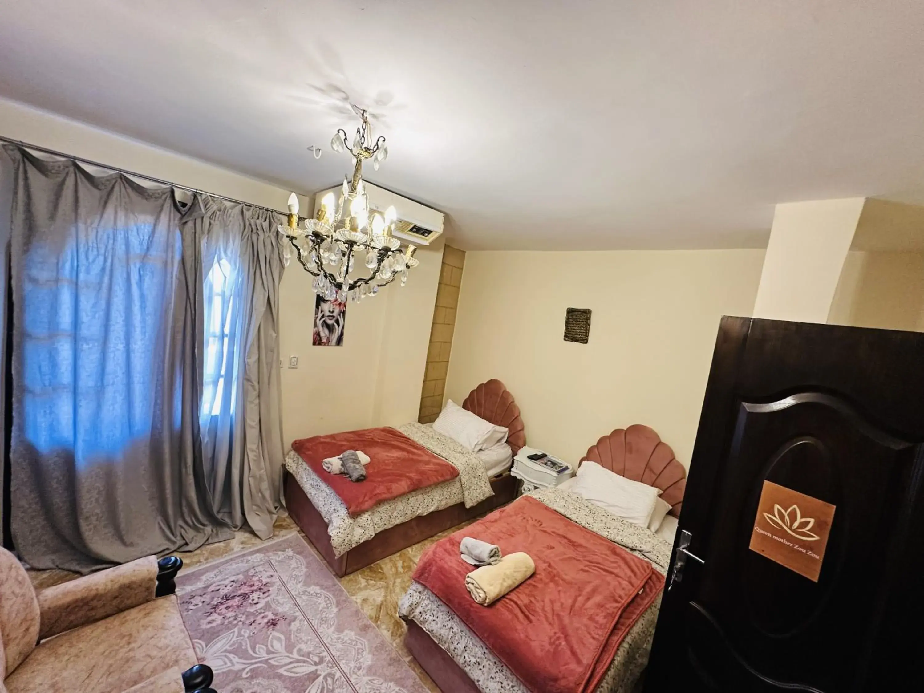 Deluxe Double Room with Balcony in Chez l'ami hotel Deluxe Double Room with Balcony in Chez l'ami hotel