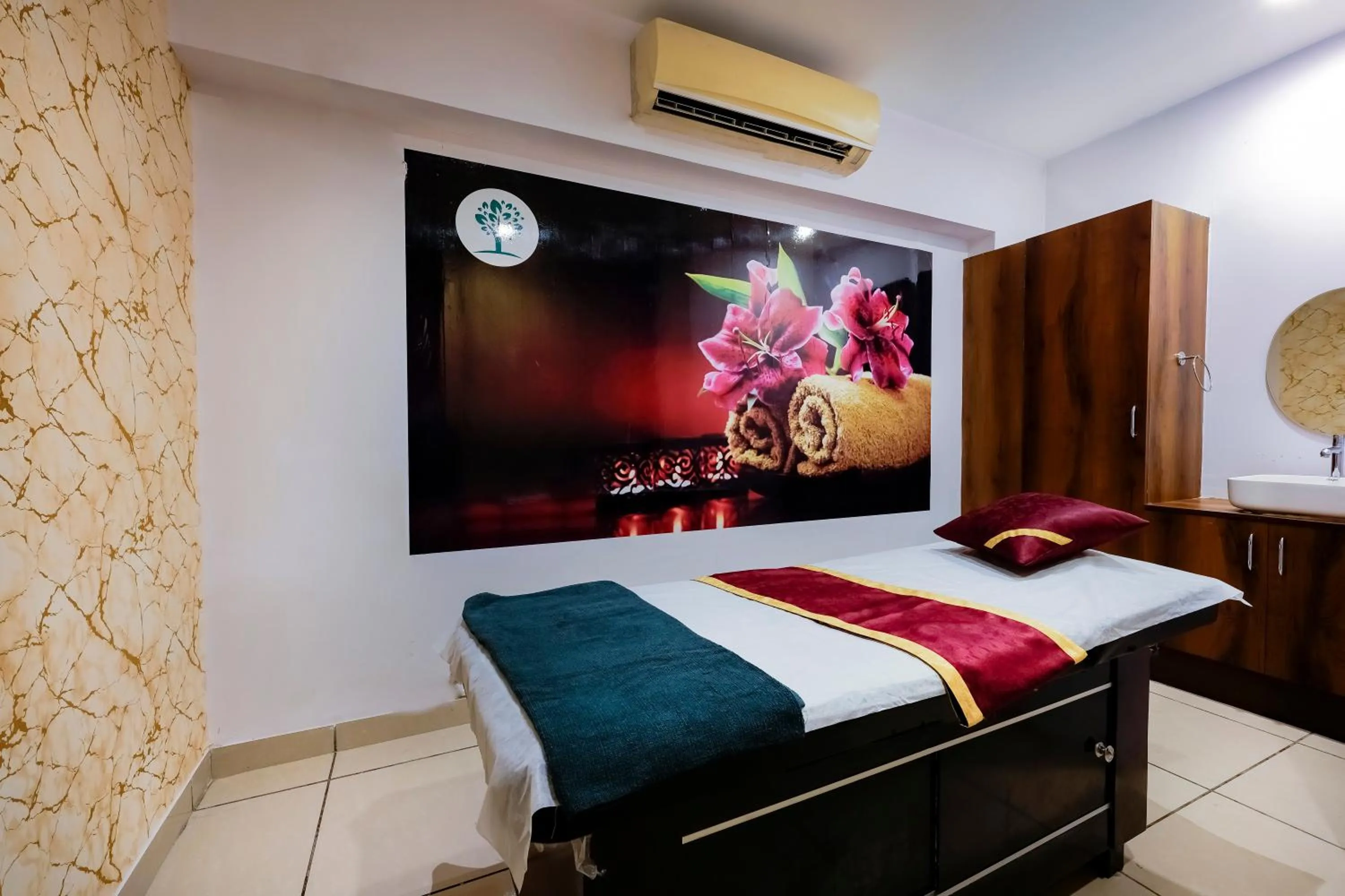 Massage, Bed in Clover - A Rivido Hotel Jigani
