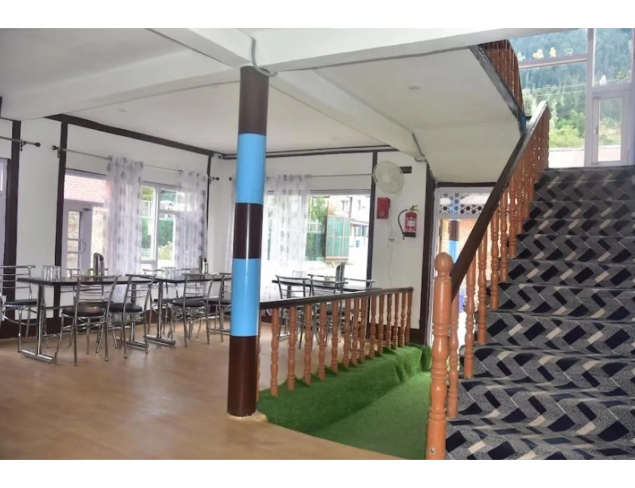 Restaurant/places to eat in Hotel New Relax Inn, Pahalgam