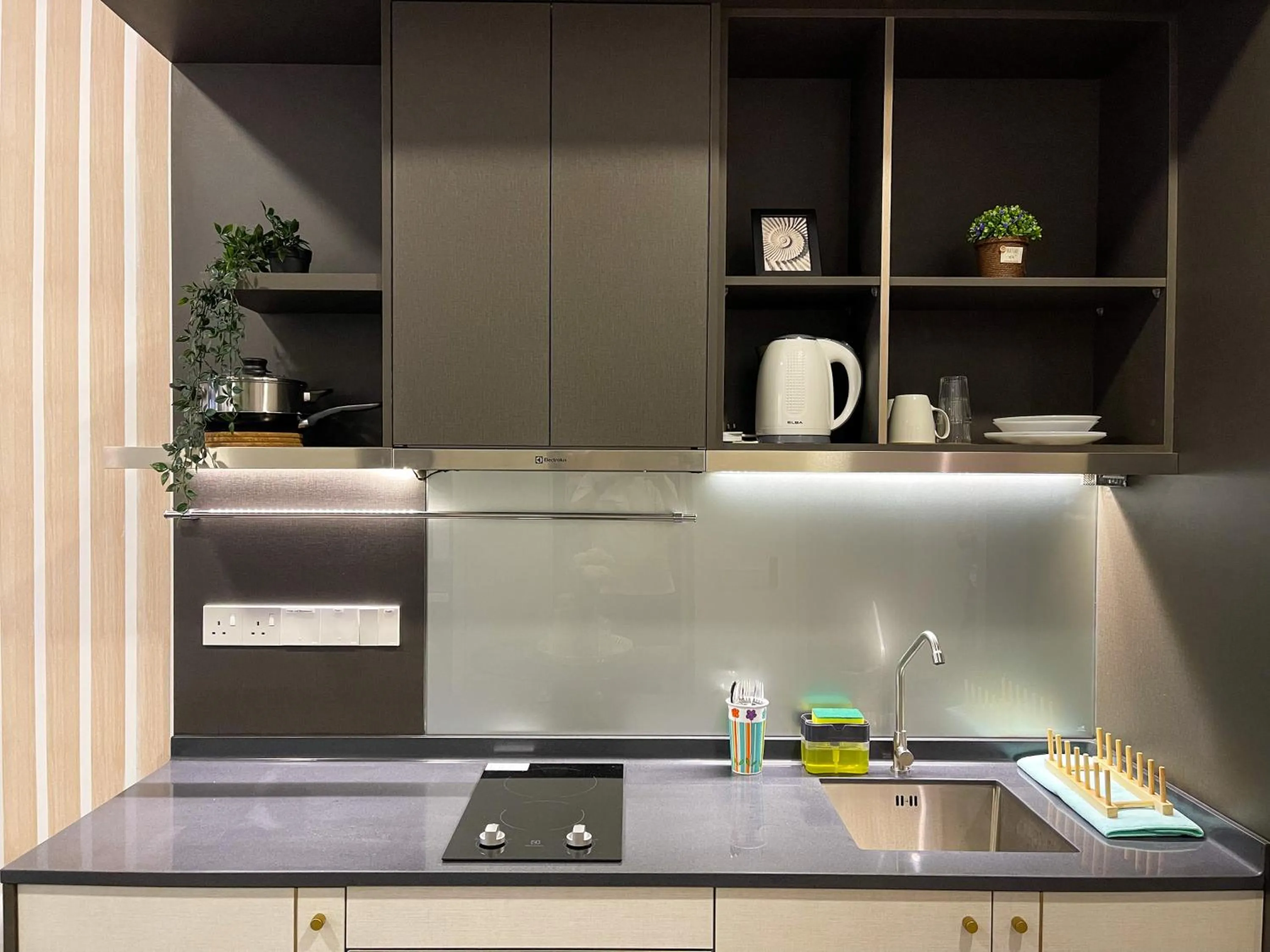 Kitchen or kitchenette in Millerz Square Kuala Lumpur by Synergy