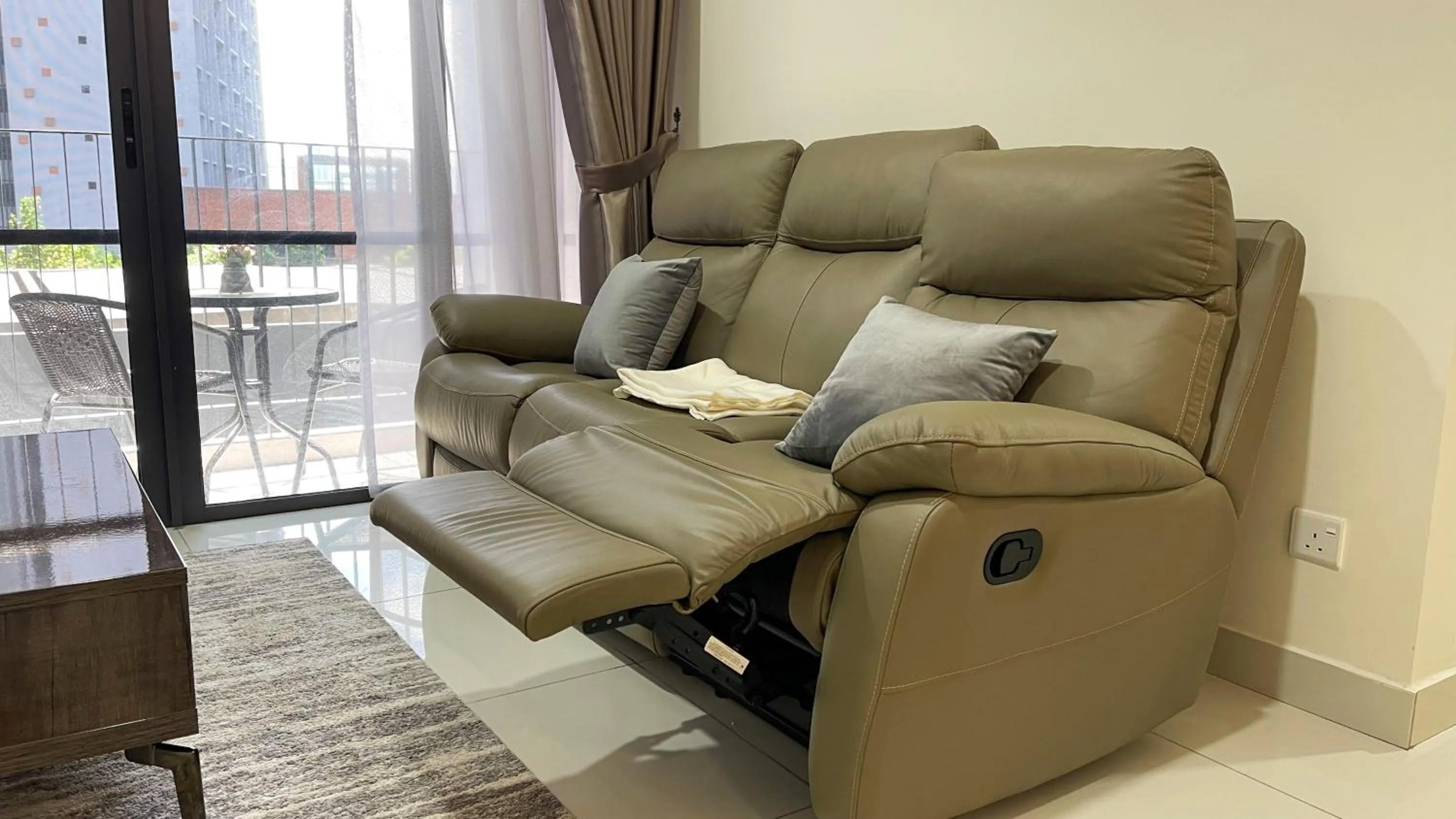 Living room in Millerz Square Kuala Lumpur by Synergy