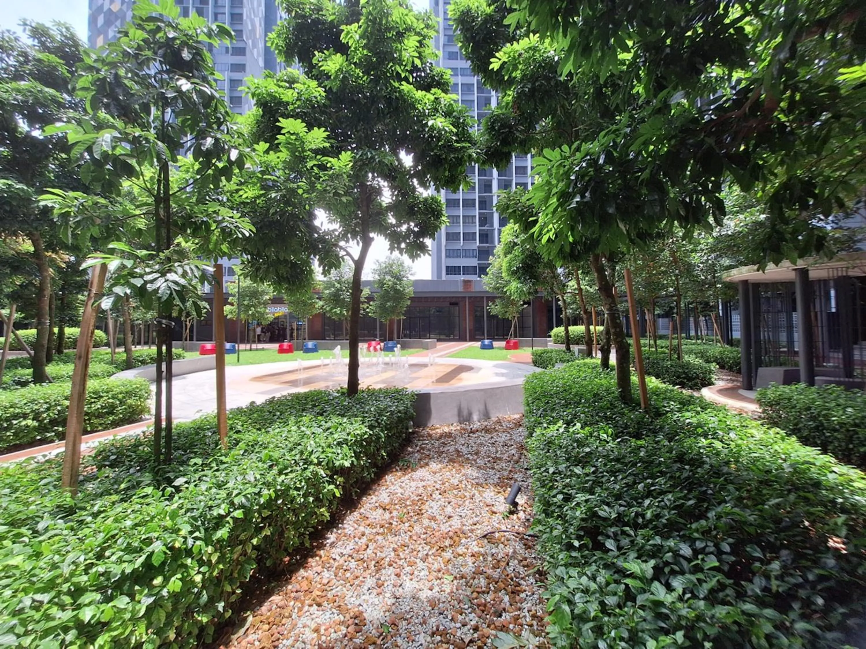 Garden in Millerz Square Kuala Lumpur by Synergy
