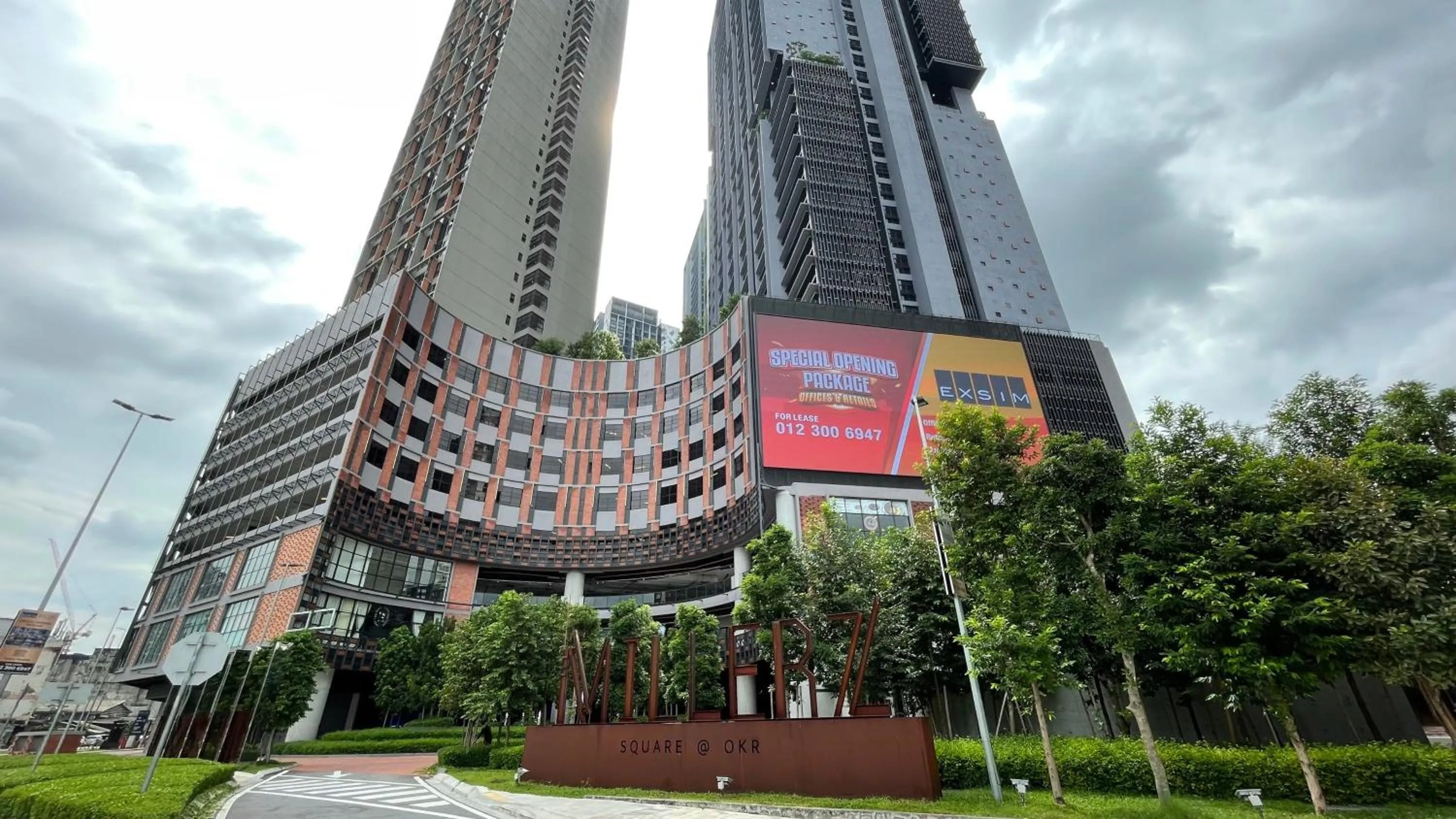 Property building in Millerz Square Kuala Lumpur by Synergy