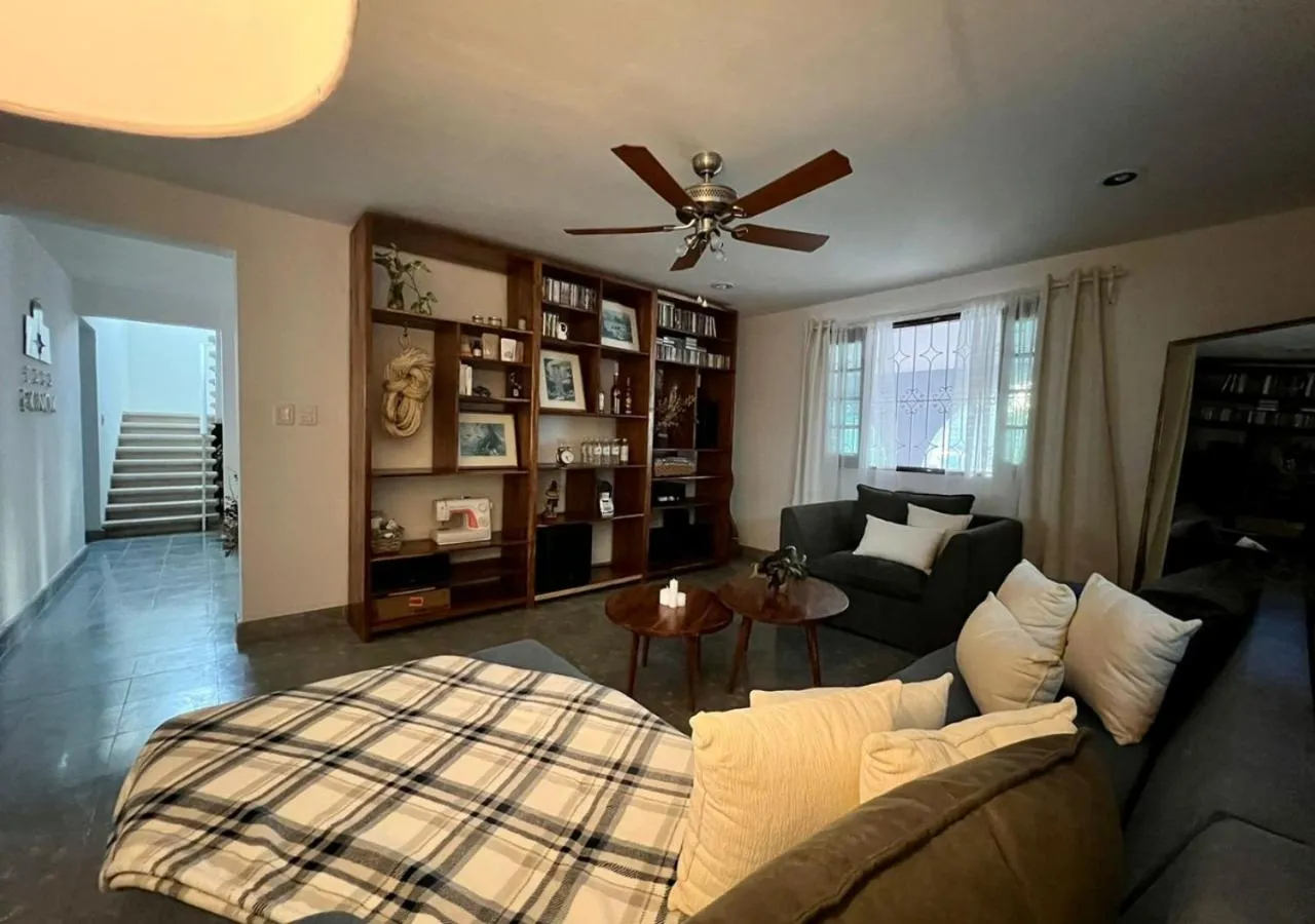 Living room, Bed in Casa Ekinox