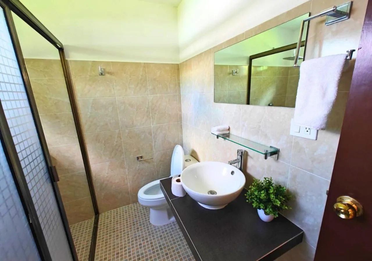 Toilet in Casa Ekinox