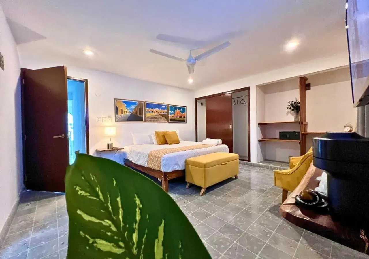 Deluxe Room - single occupancy in Casa Ekinox Deluxe Room - single occupancy in Casa Ekinox