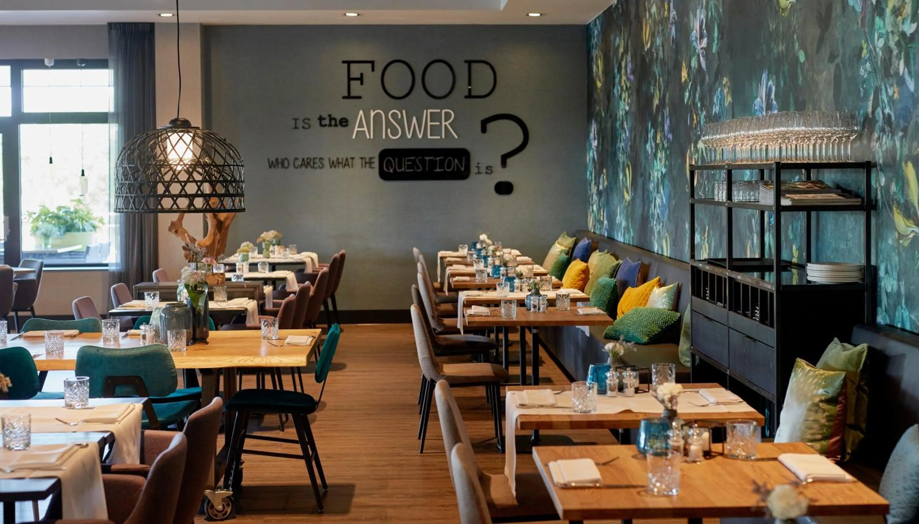 Restaurant/places to eat in Van der Valk Hotel Stein Urmond