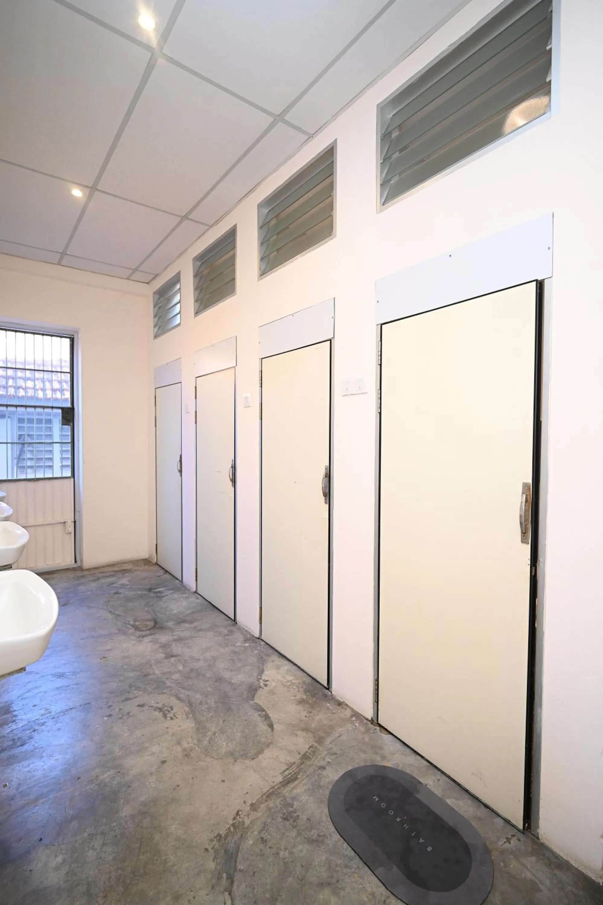 Bathroom in Swing & Pillows - 75 Chulia St, Georgetown Penang