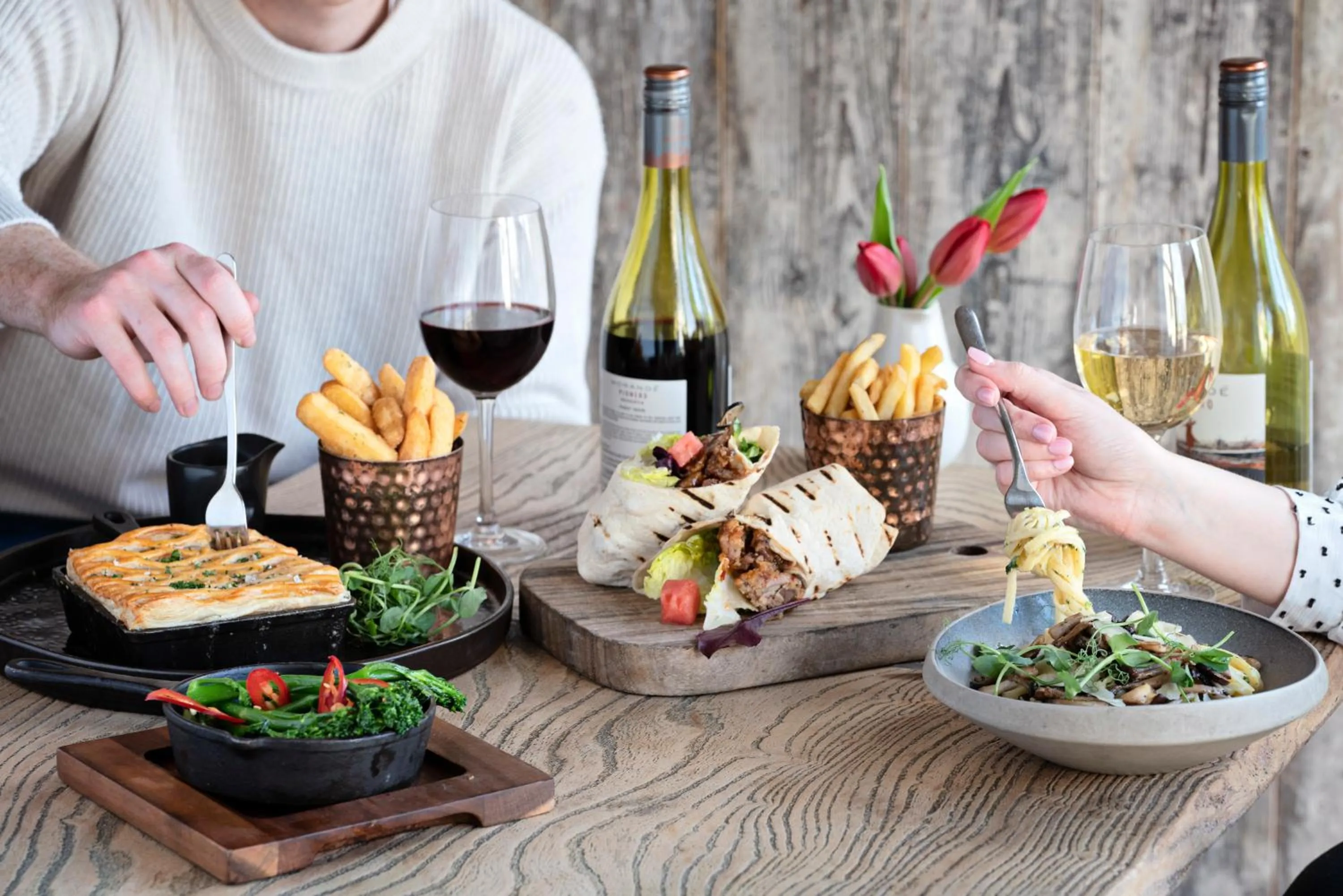 Food and drinks in Egypt Mill Hotel and Restaurant