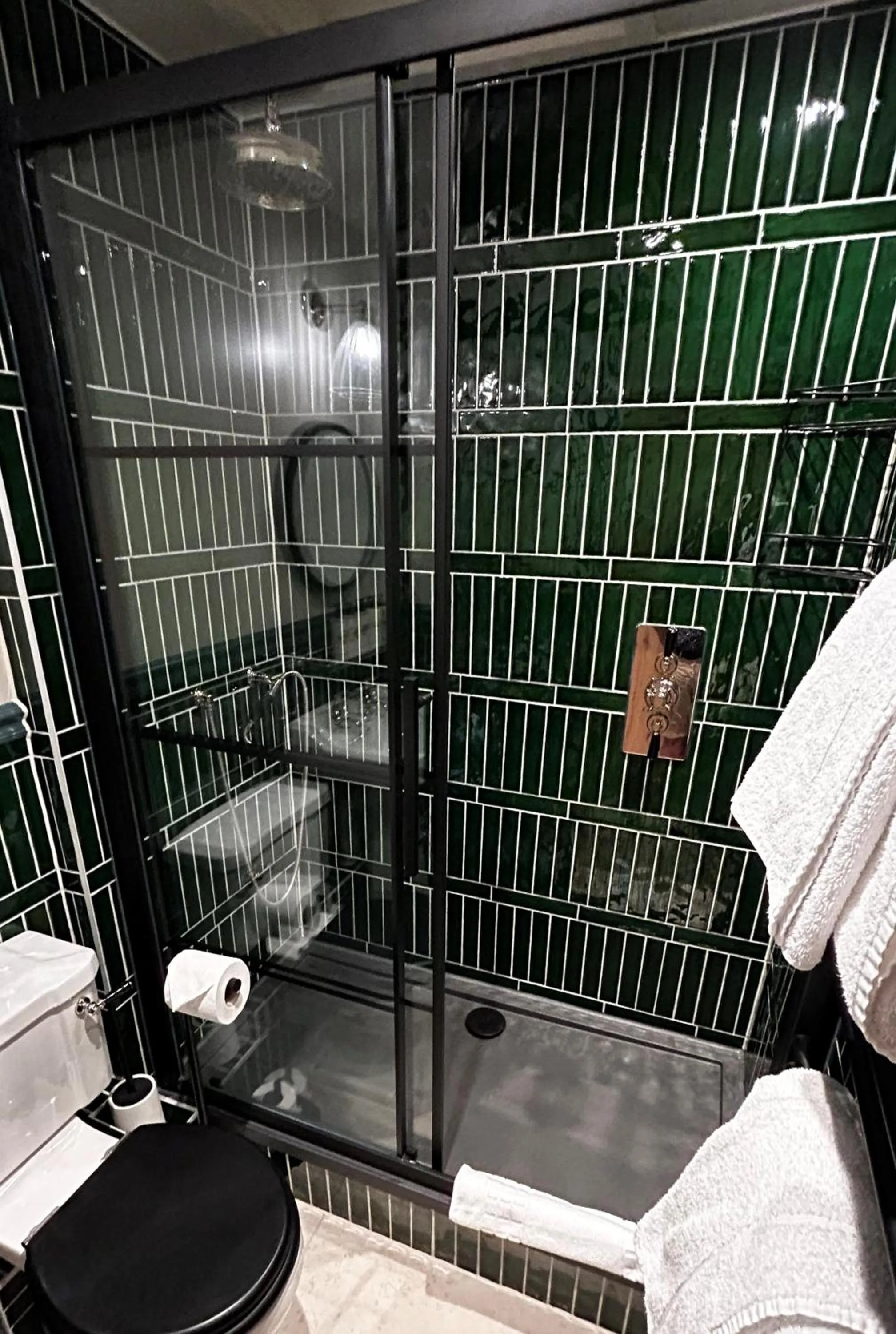 Bathroom in Egypt Mill Hotel and Restaurant