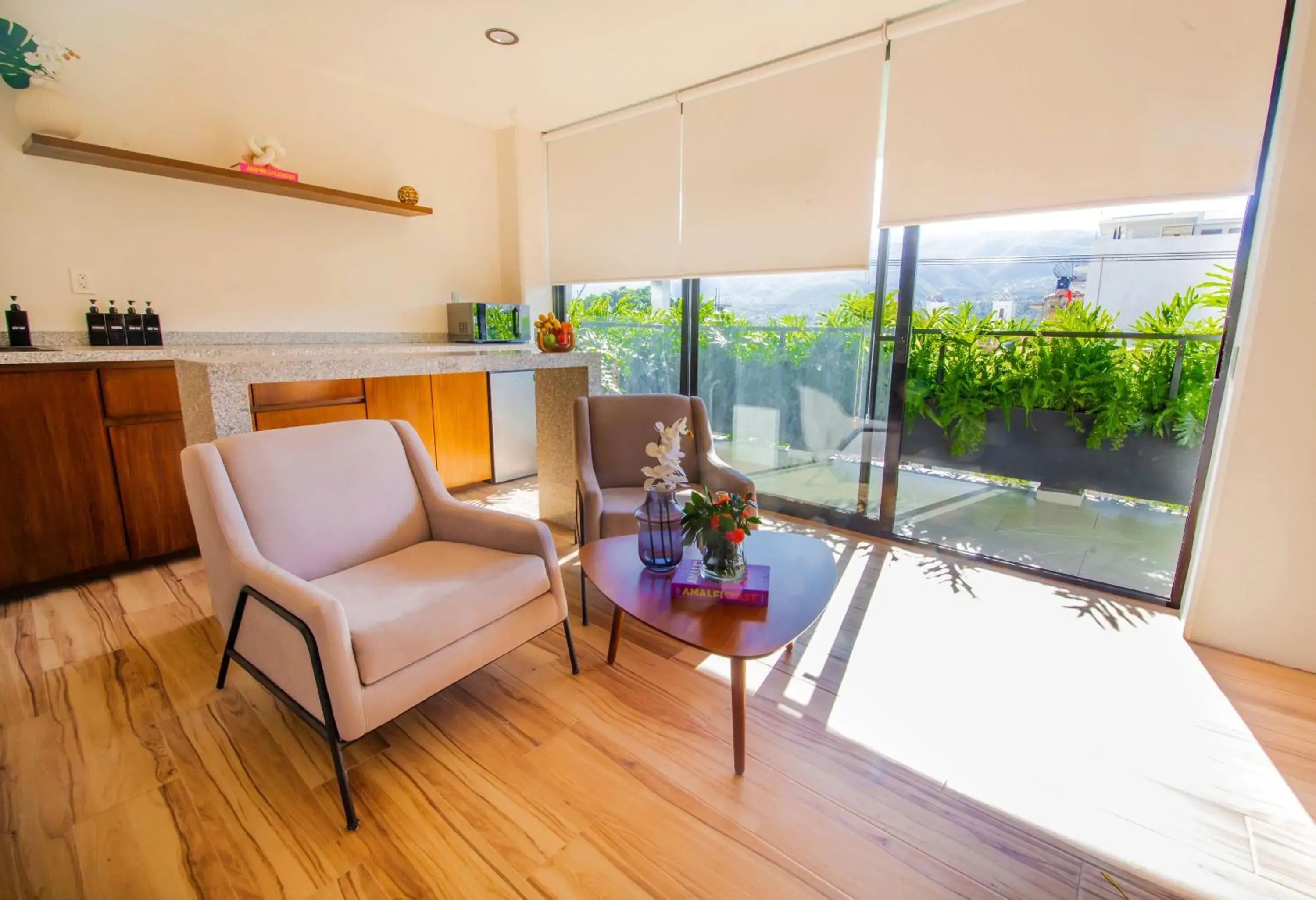 Luxury Quadruple Room in KUKO SUITES Luxury Quadruple Room in KUKO SUITES