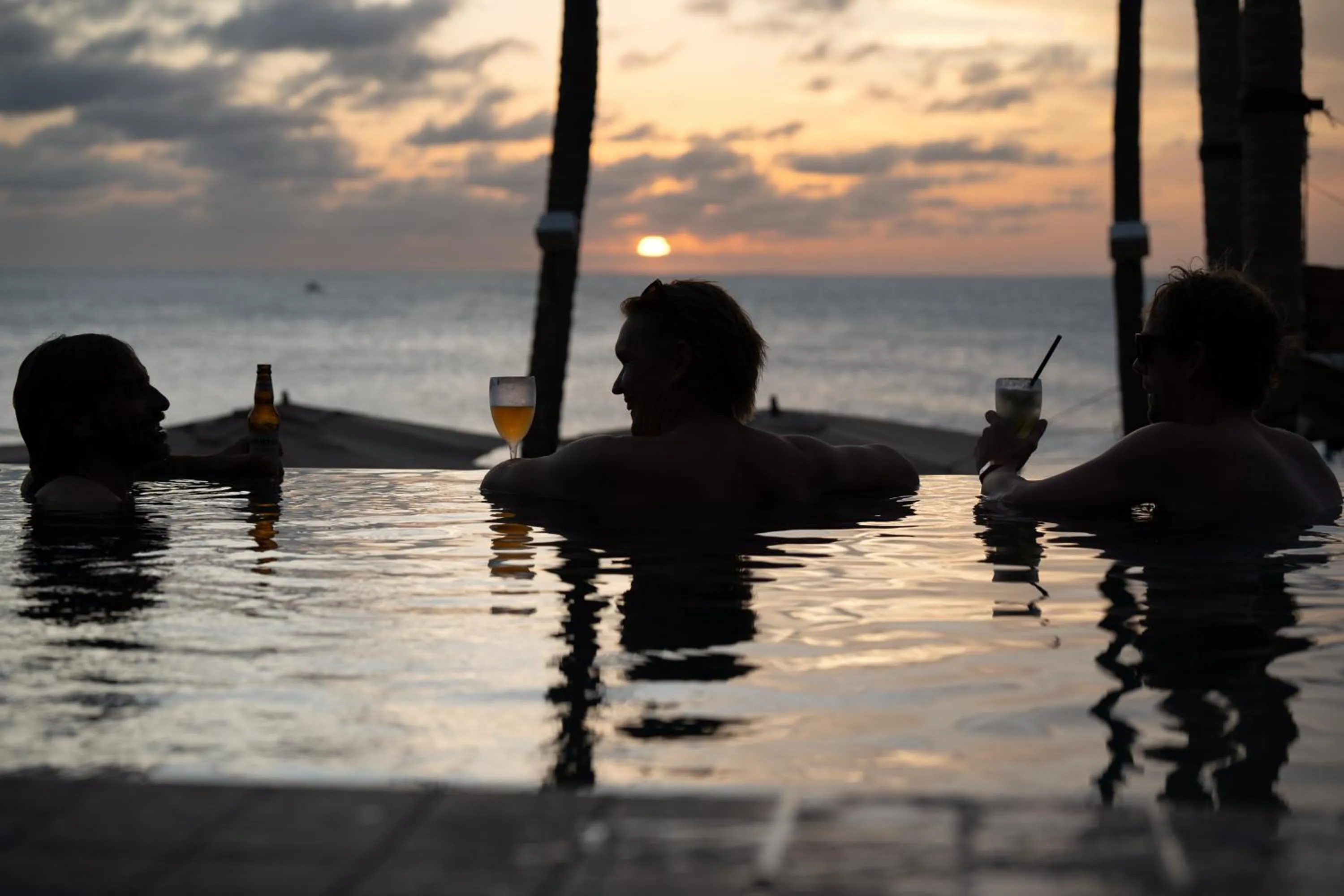 Pool view in Apenunga Eco Hotel