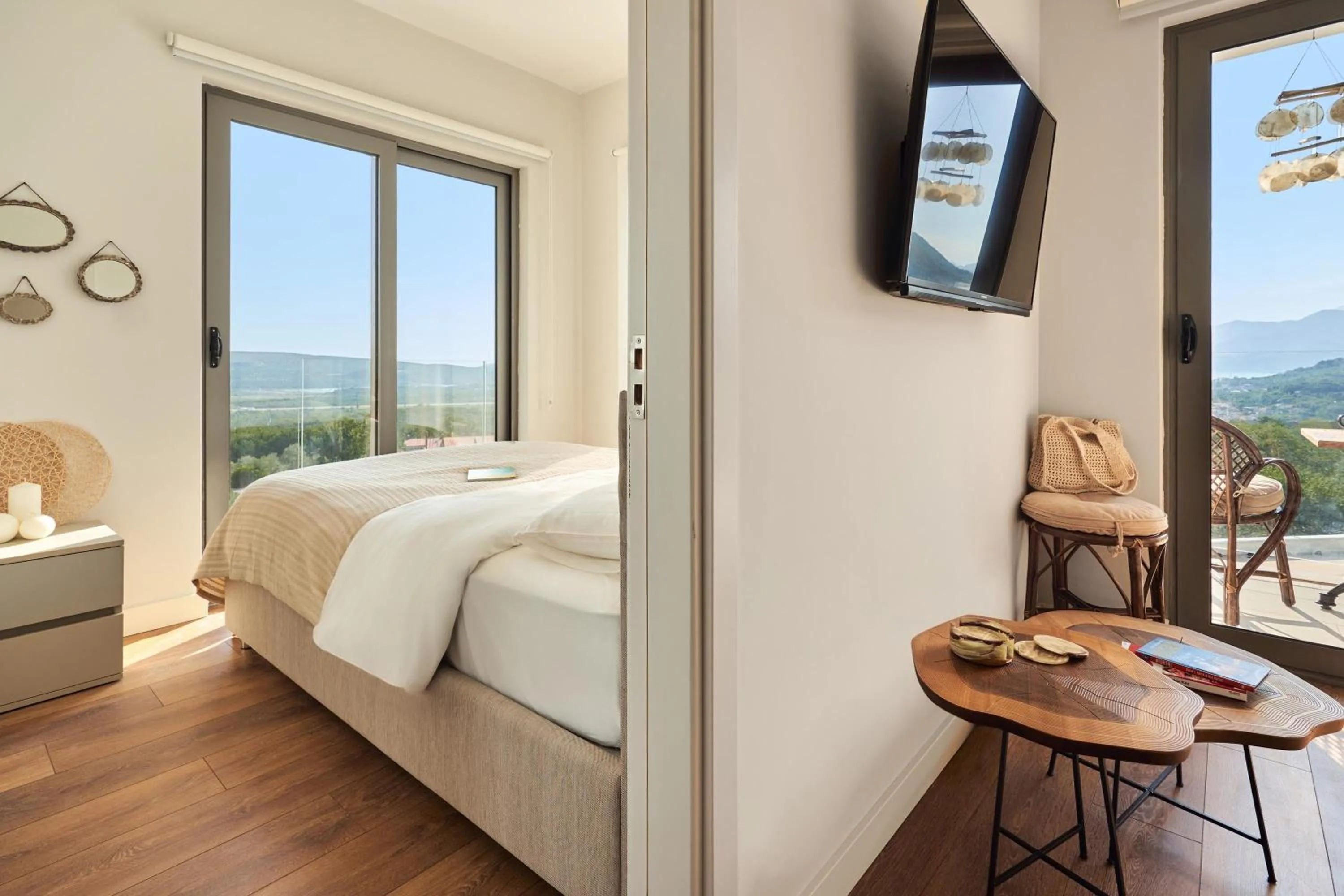 Bedroom, Bed in Casa Collection