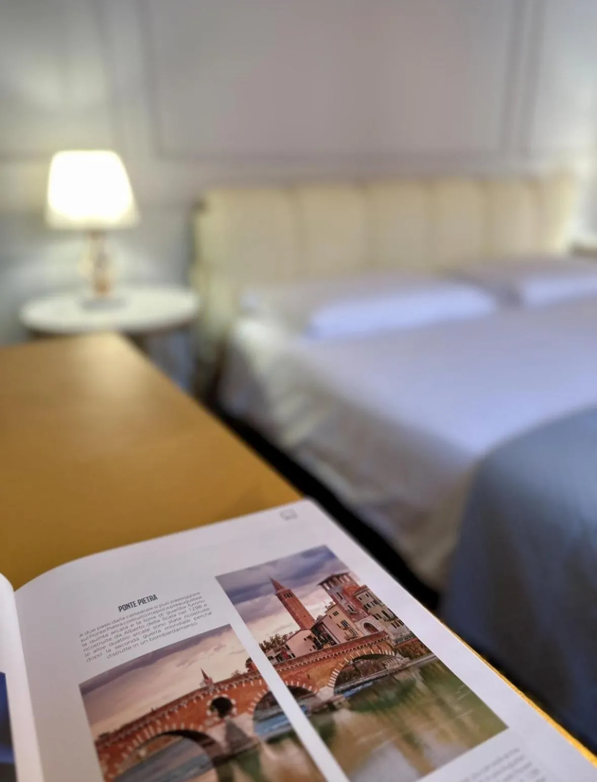 Bed in Relais Ponte Pietra