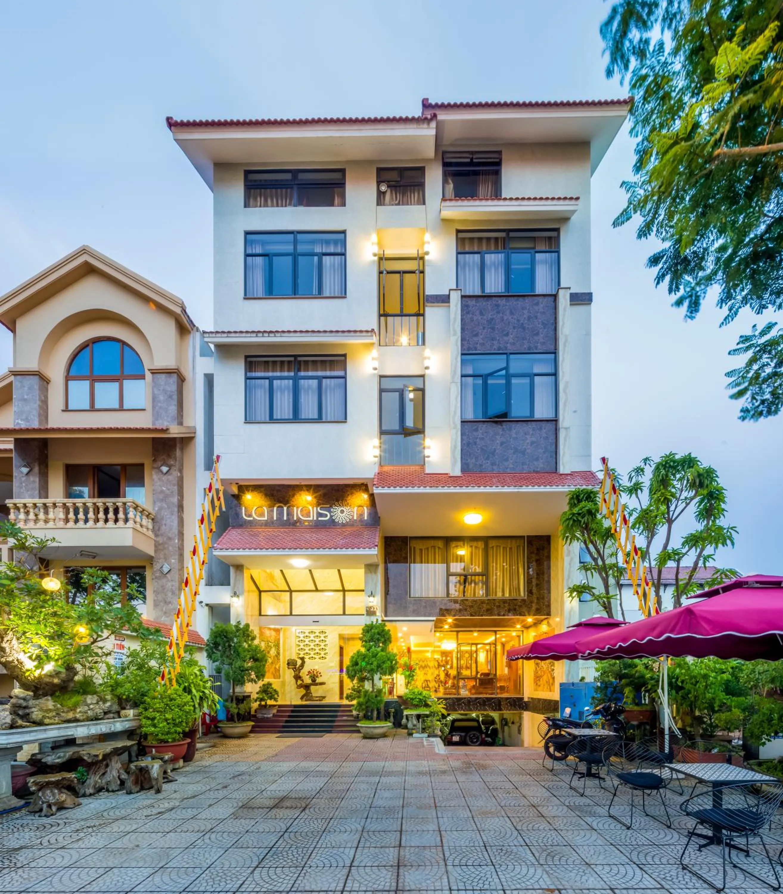 Property building in La Maison Danang Beach Hotel