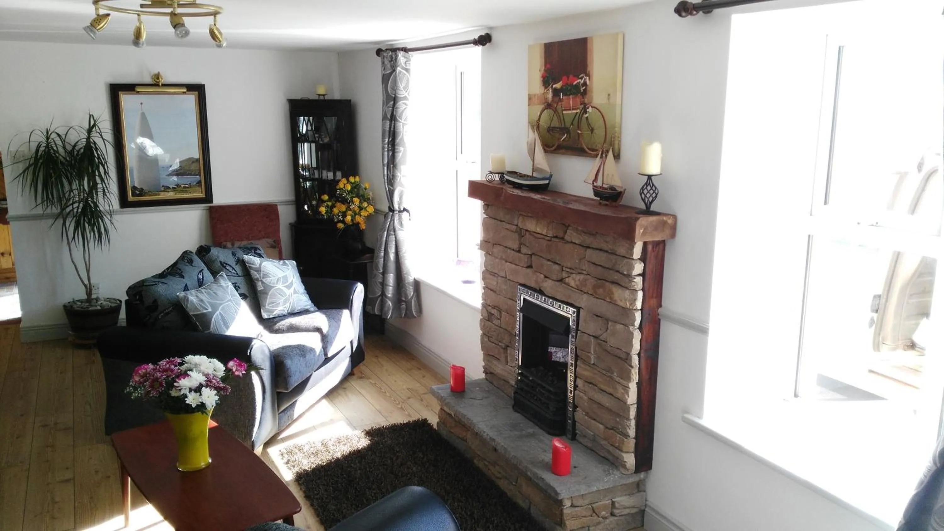 Communal lounge/ TV room in Atlantic House B&B