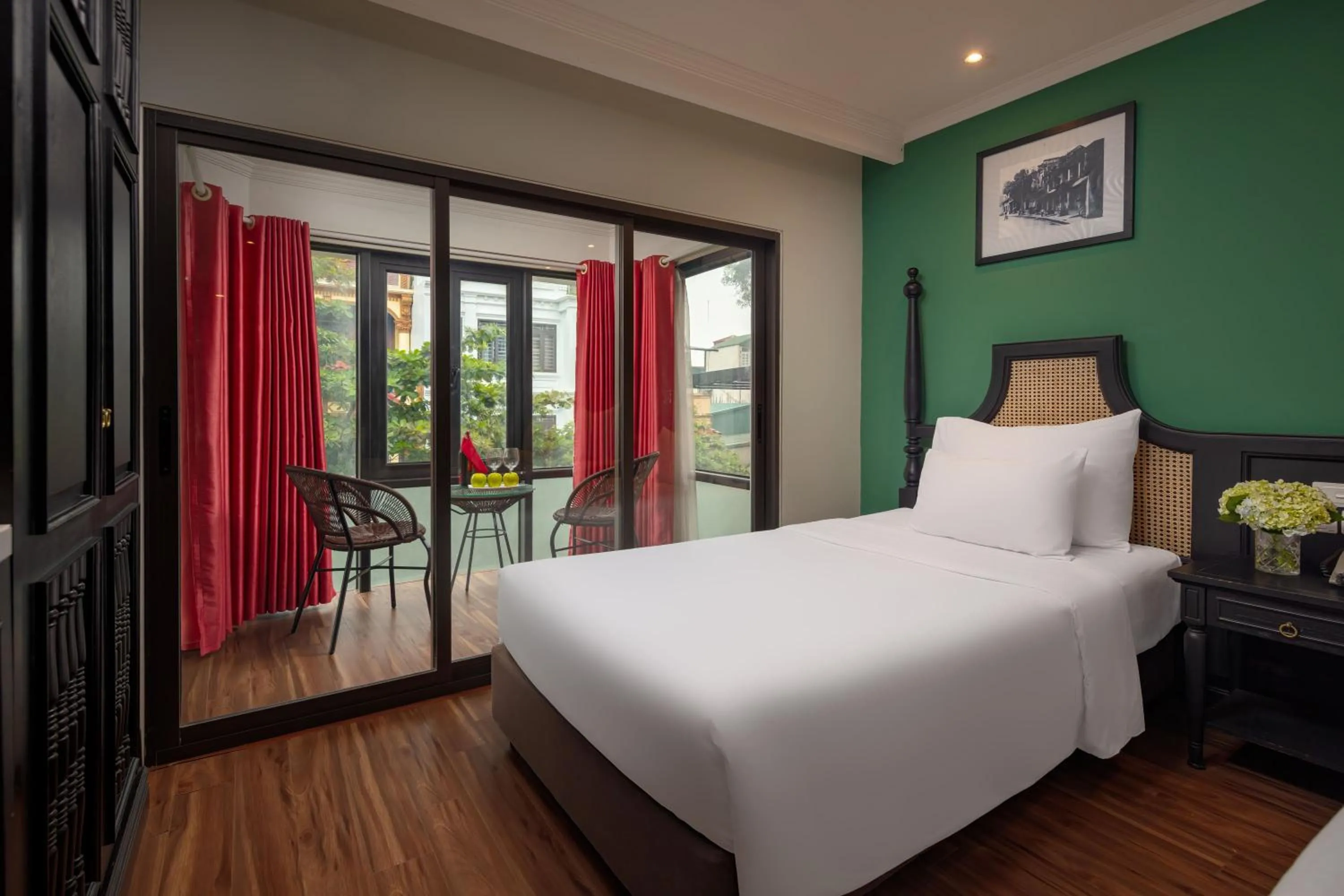 Bed in Hanoi Ancient Paradise Hotel