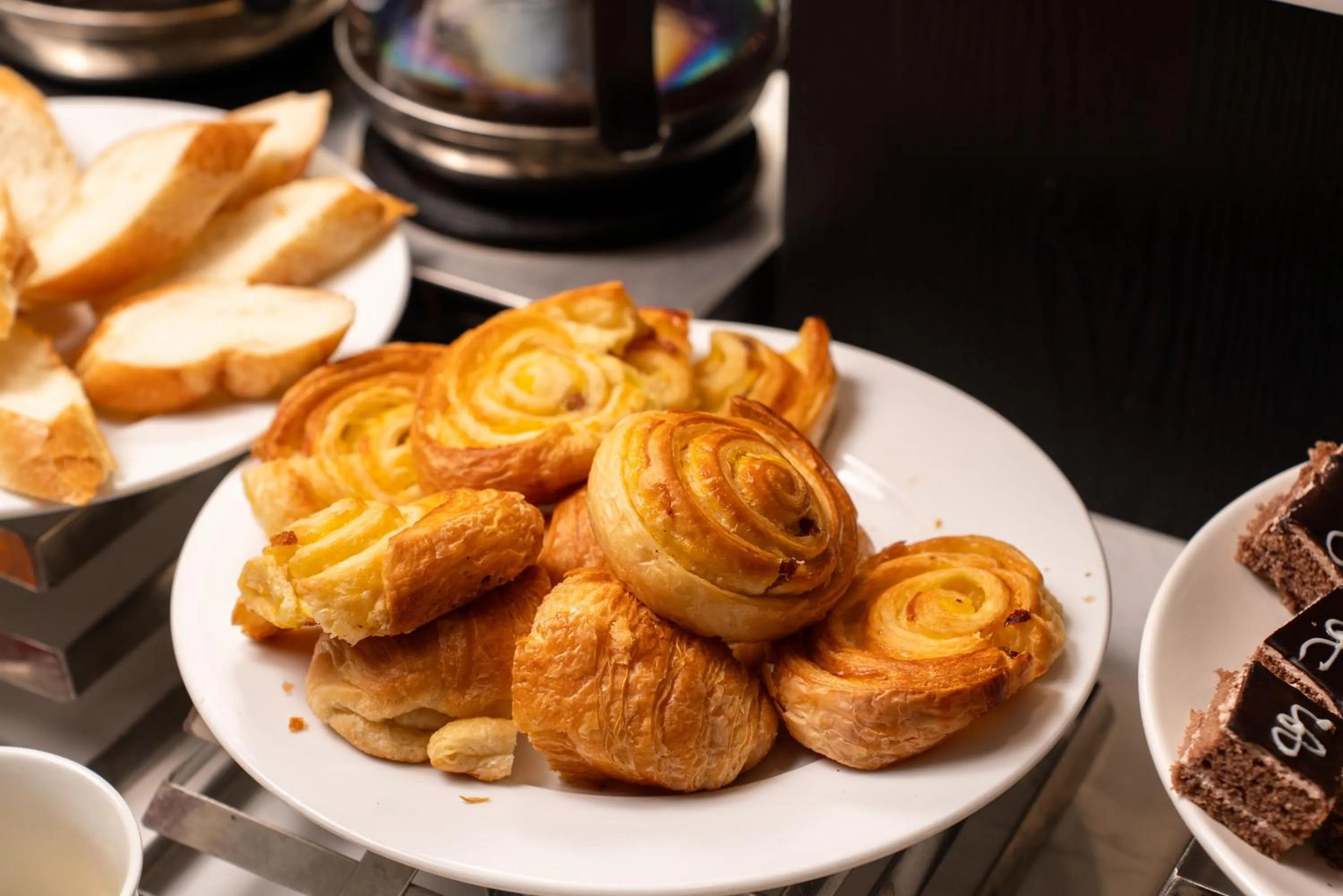 Food and drinks in Hanoi Ancient Paradise Hotel