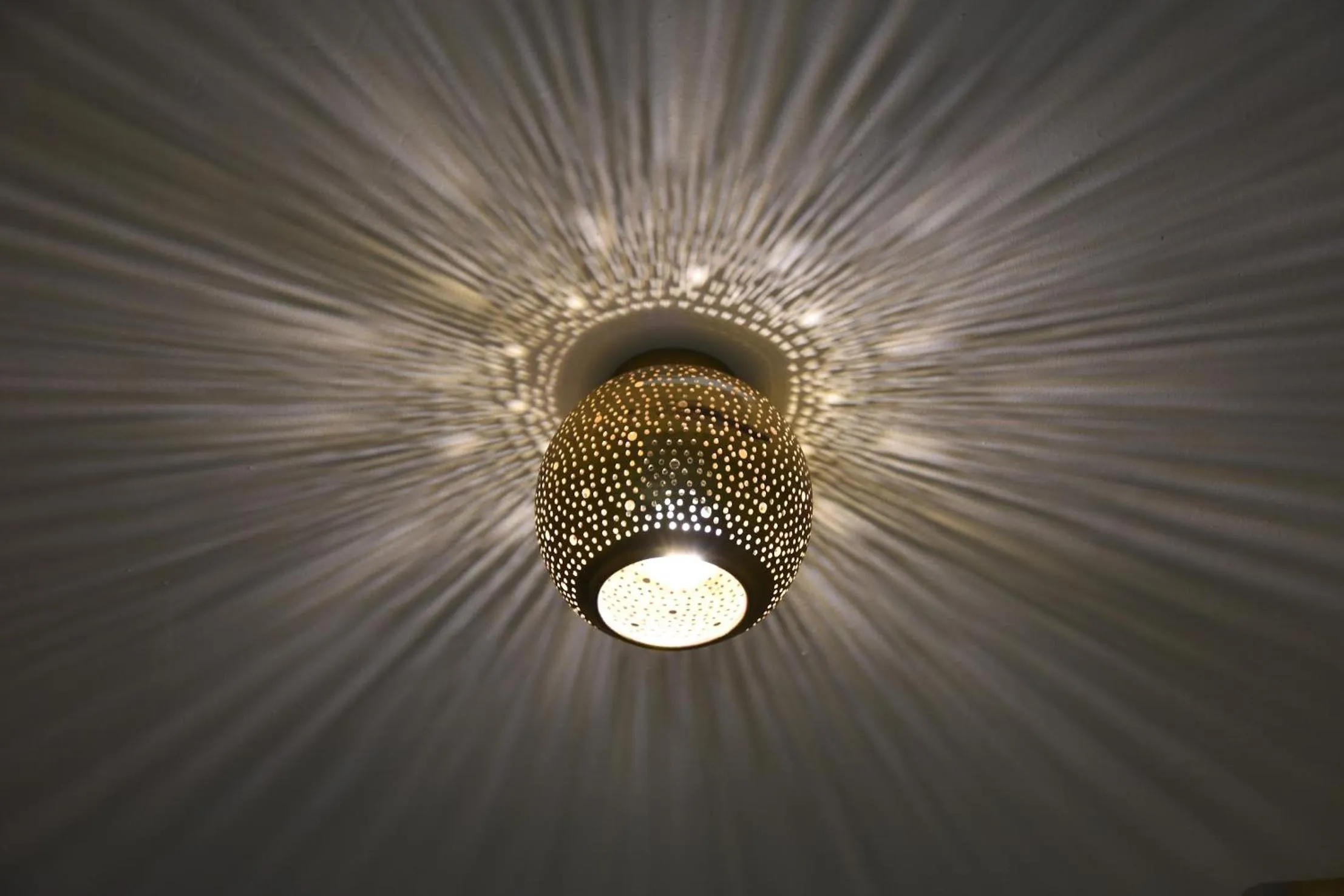 Decorative detail in Cadé Hotel