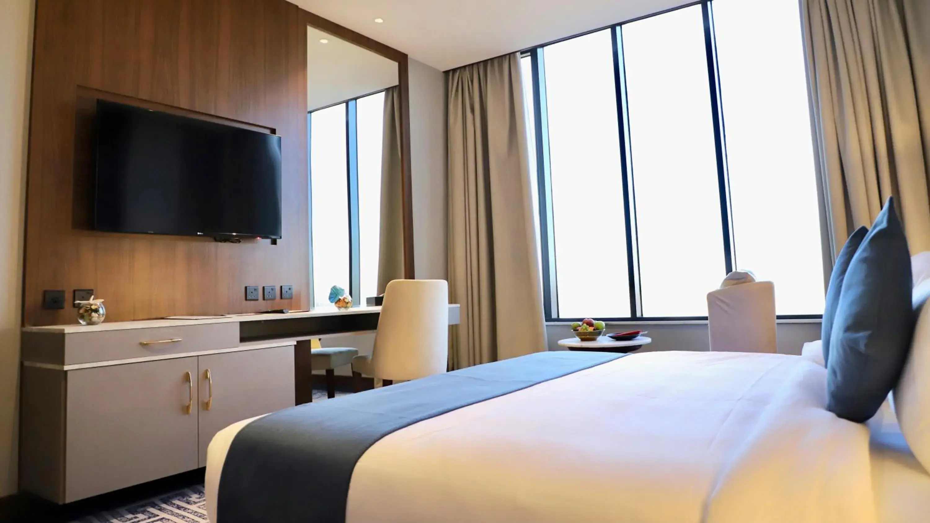 Superior Double Room in Five Seasons Hotel Superior Double Room in Five Seasons Hotel