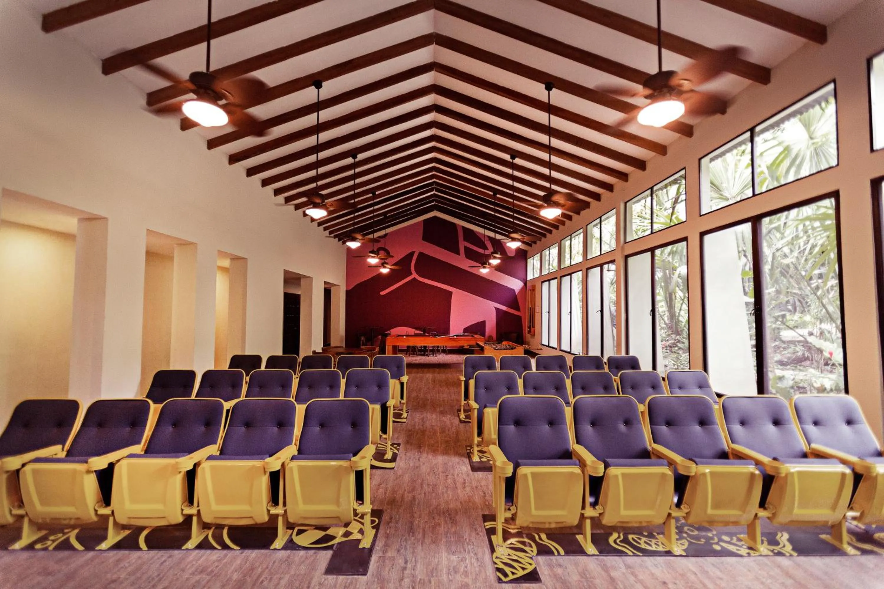 Activities in Jungle Lodge Tikal Hostal