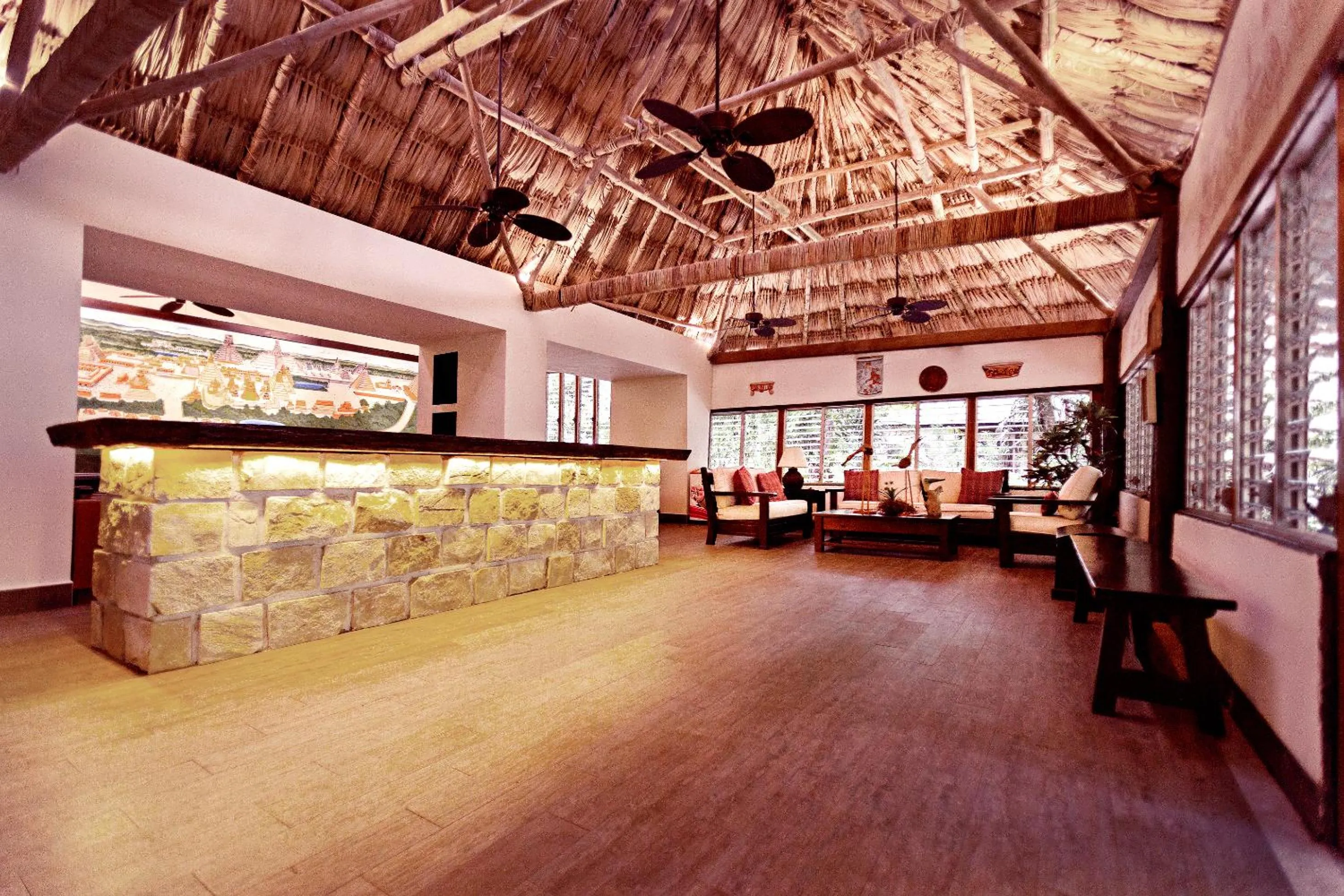 Lobby or reception in Hotel Jungle Lodge Tikal
