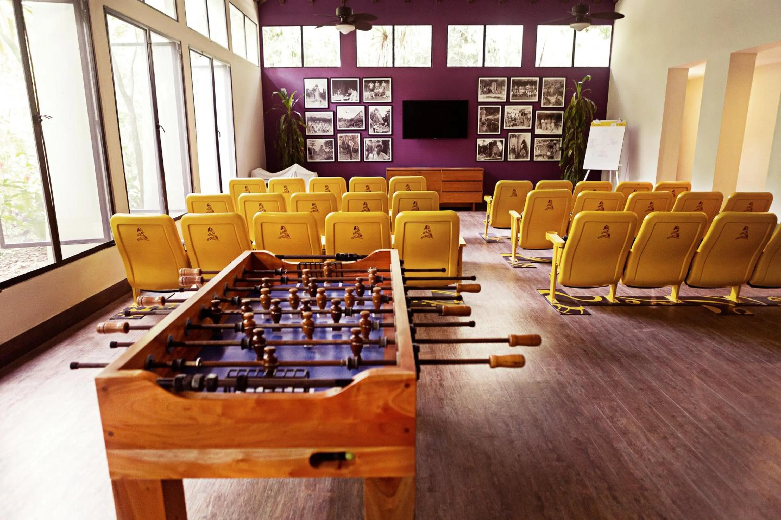 Game Room in Hotel Jungle Lodge Tikal