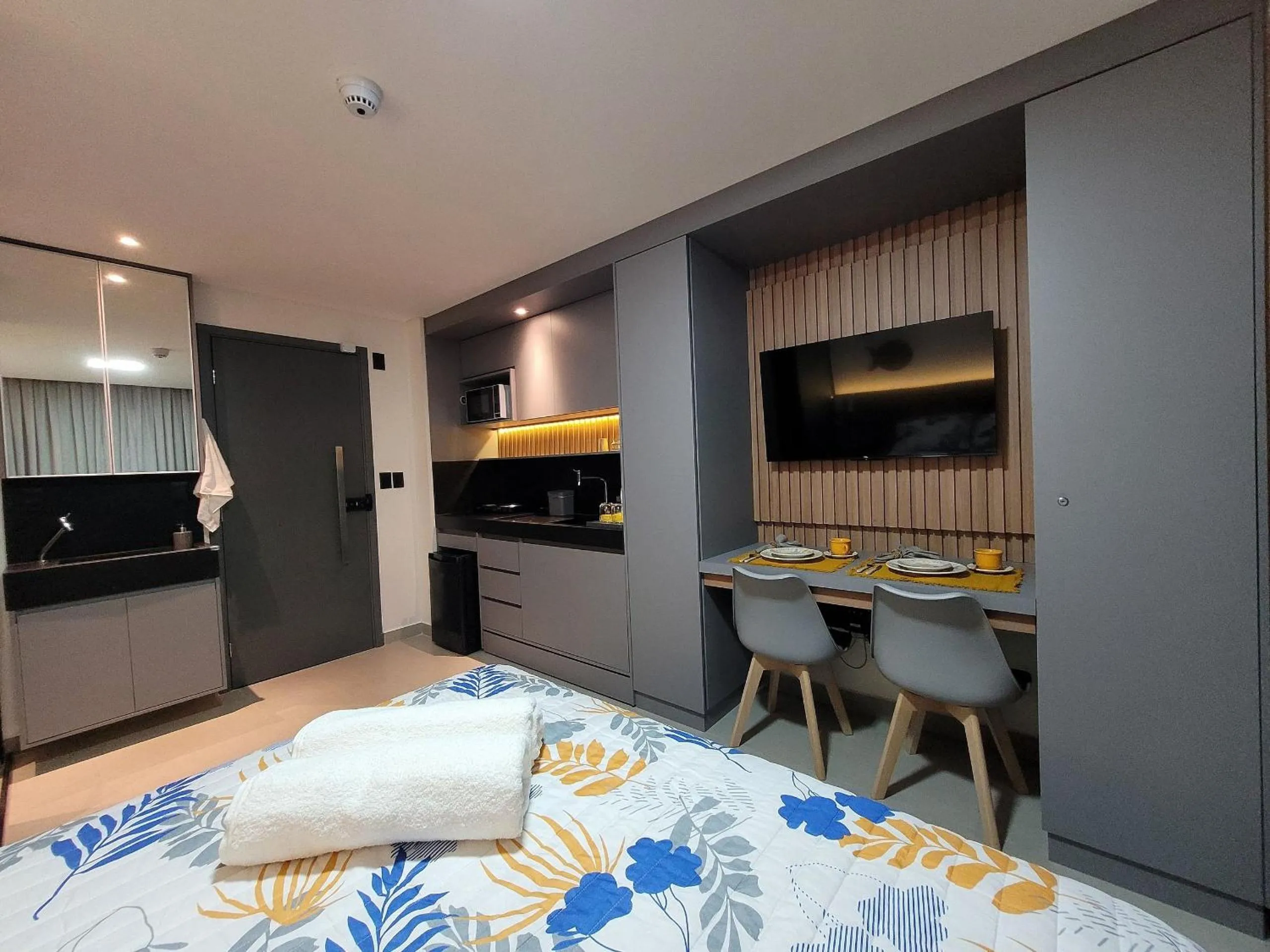 Photo of the whole room in Studio Aconchegante no Bessa