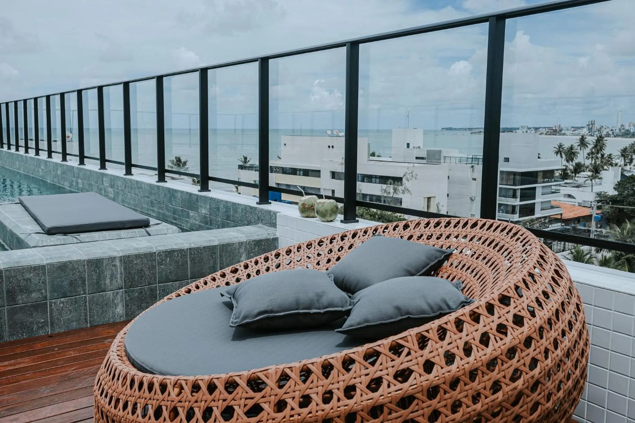 Swimming pool in Studio Aconchegante no Bessa