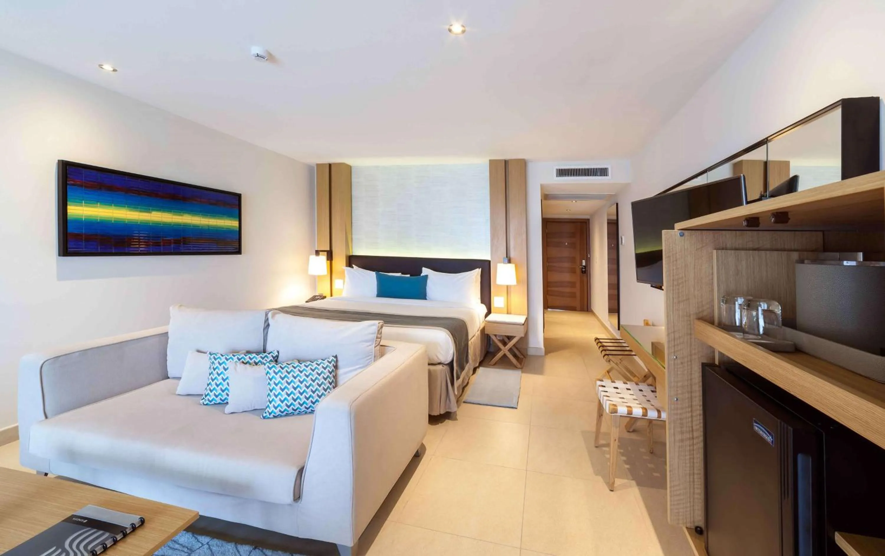 Photo of the whole room, Bed in Sonesta Ocean Point Resort- All Inclusive - Adults Only