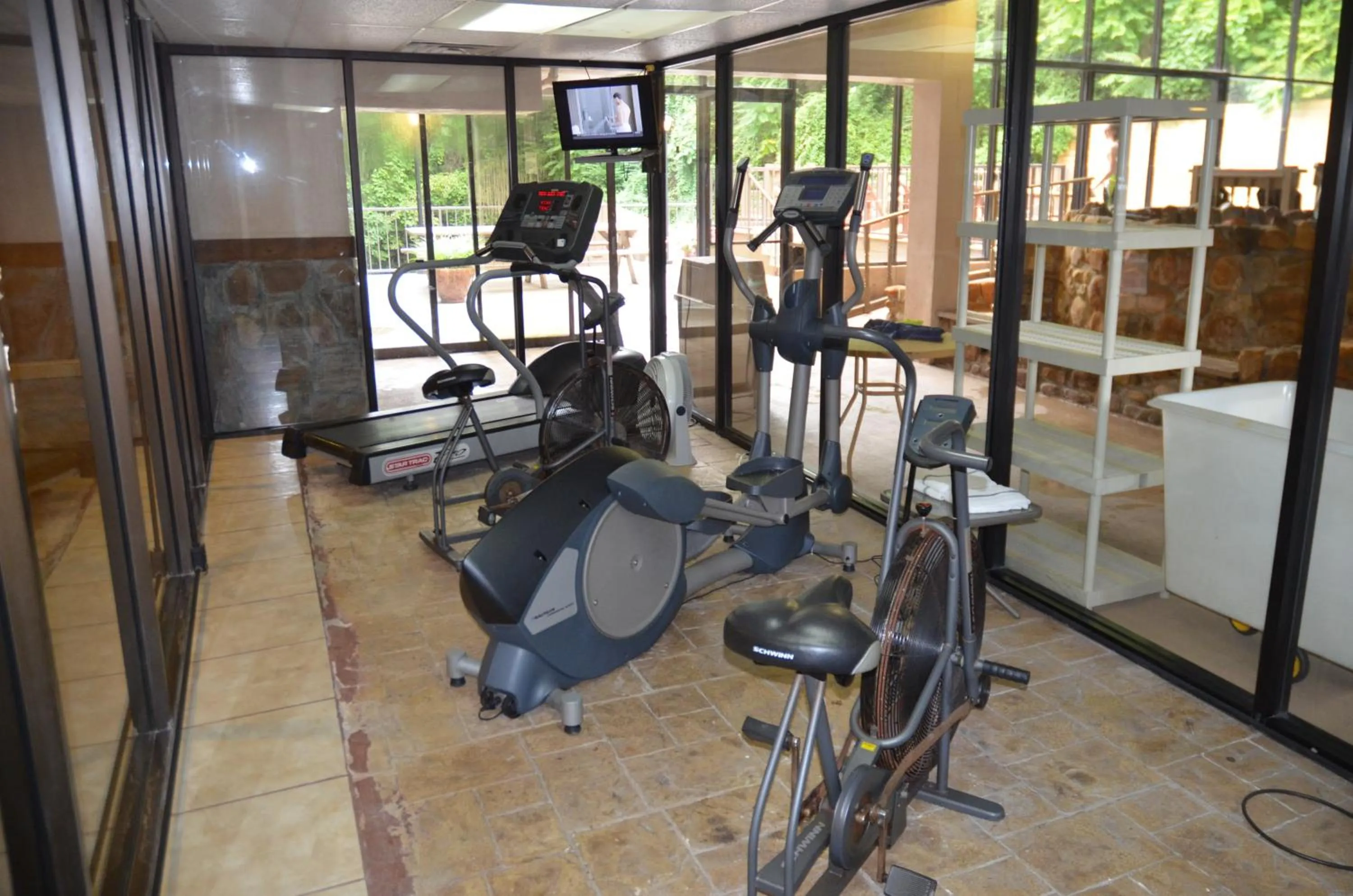 Fitness centre/facilities in Edgewater Hotel and Conference Center