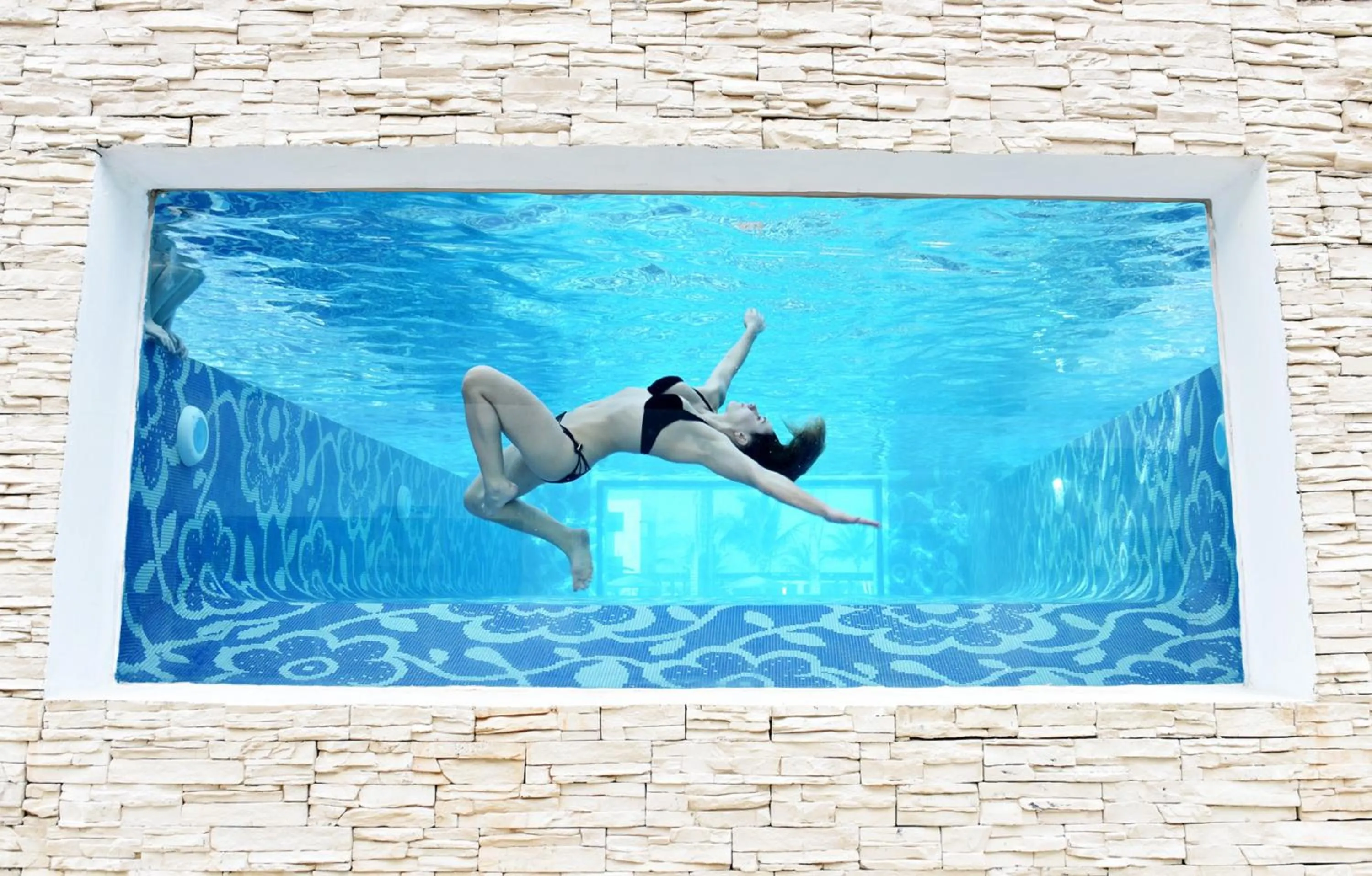 Swimming pool in Royalton CHIC Punta Cana, An Autograph Collection All-Inclusive Resort & Casino, Adults Only