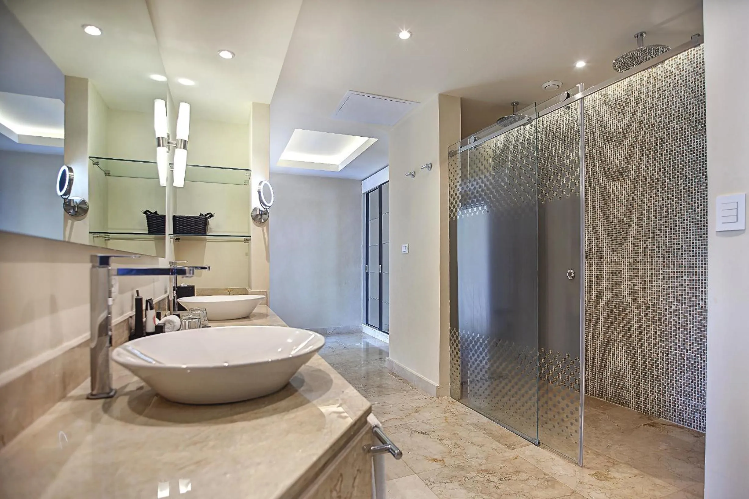 Shower in Royalton CHIC Punta Cana, An Autograph Collection All-Inclusive Resort & Casino, Adults Only