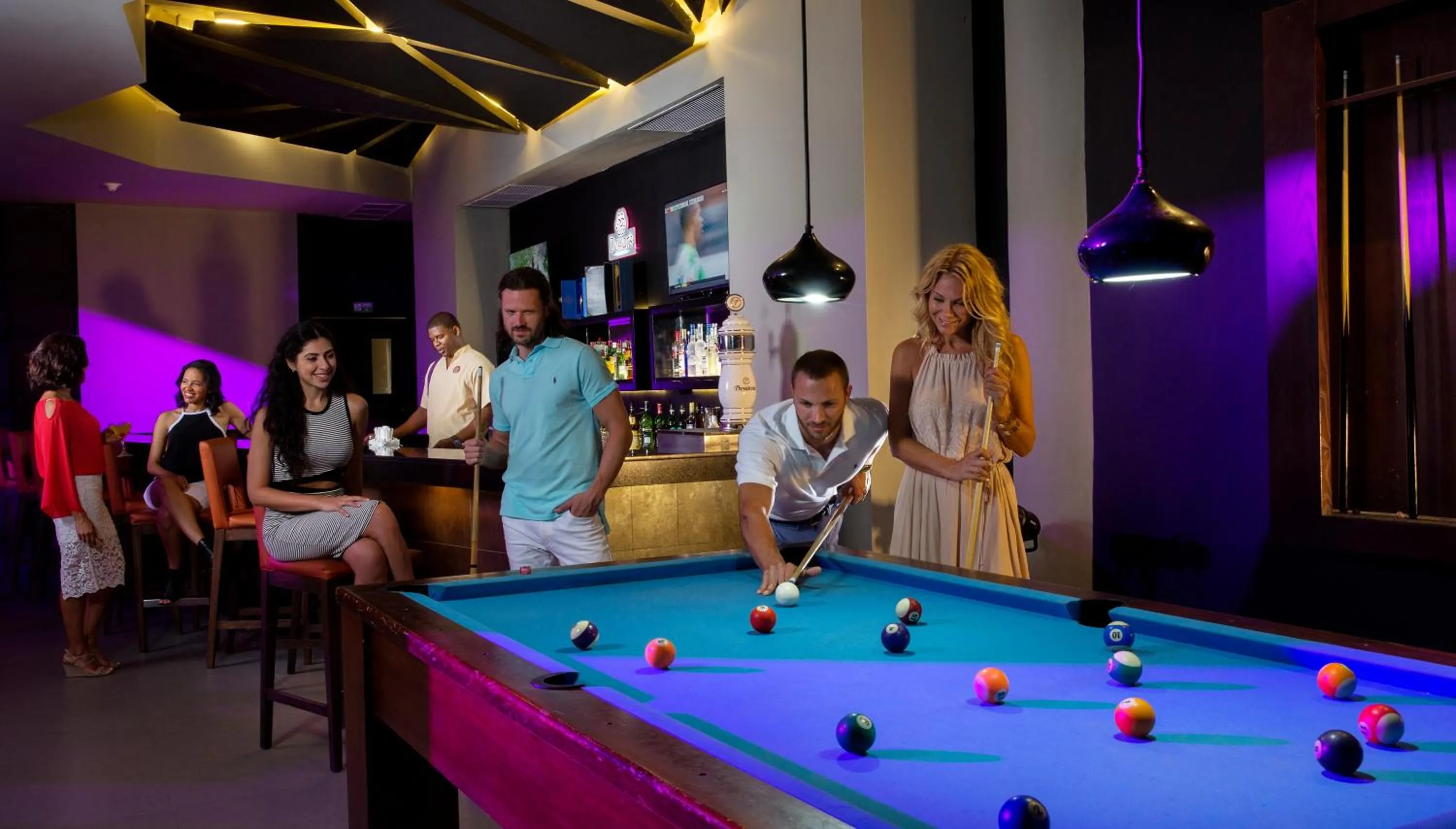 Lounge or bar in Royalton CHIC Punta Cana, An Autograph Collection All-Inclusive Resort & Casino, Adults Only