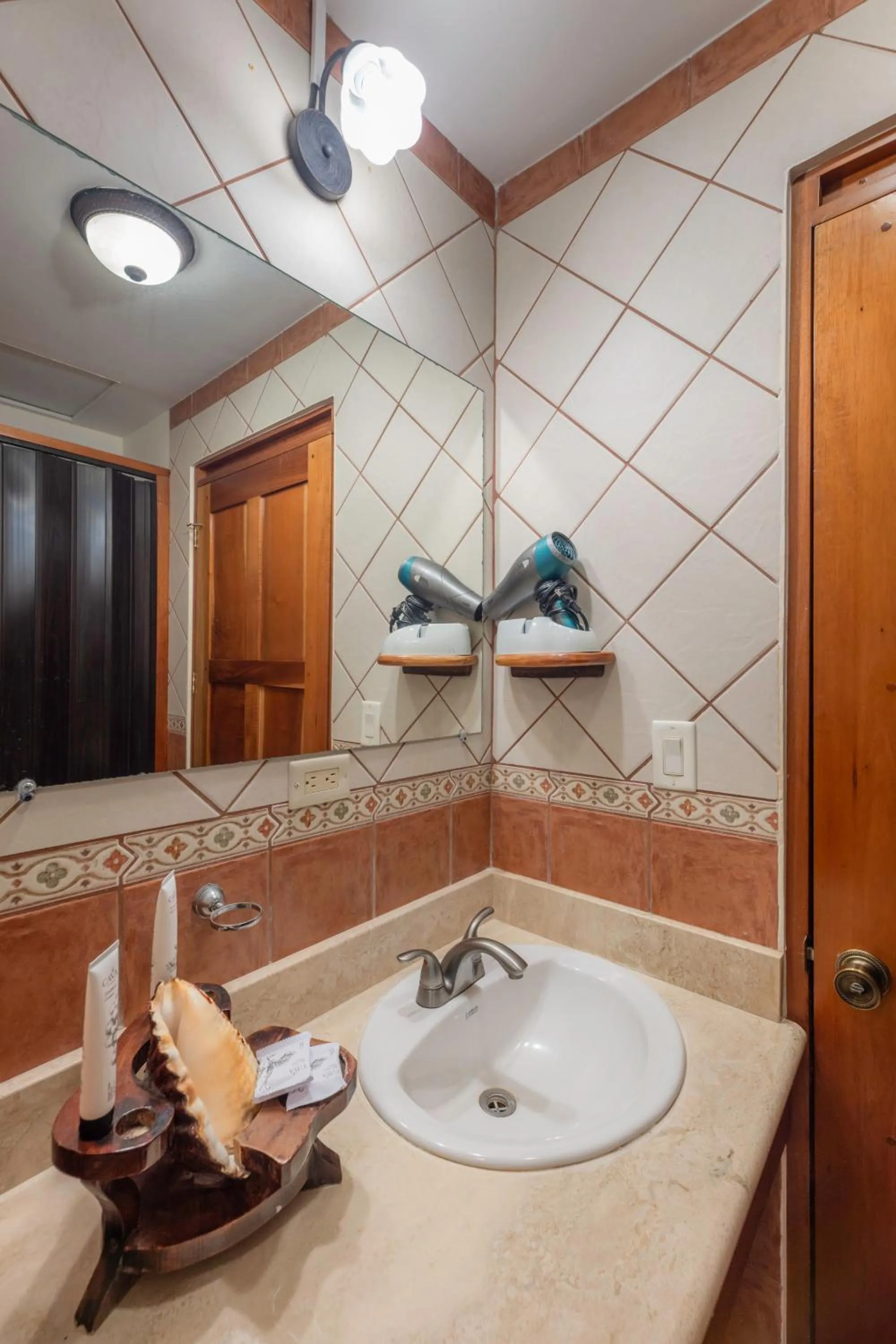 Bathroom in Jaco Laguna Resort & Beach Club